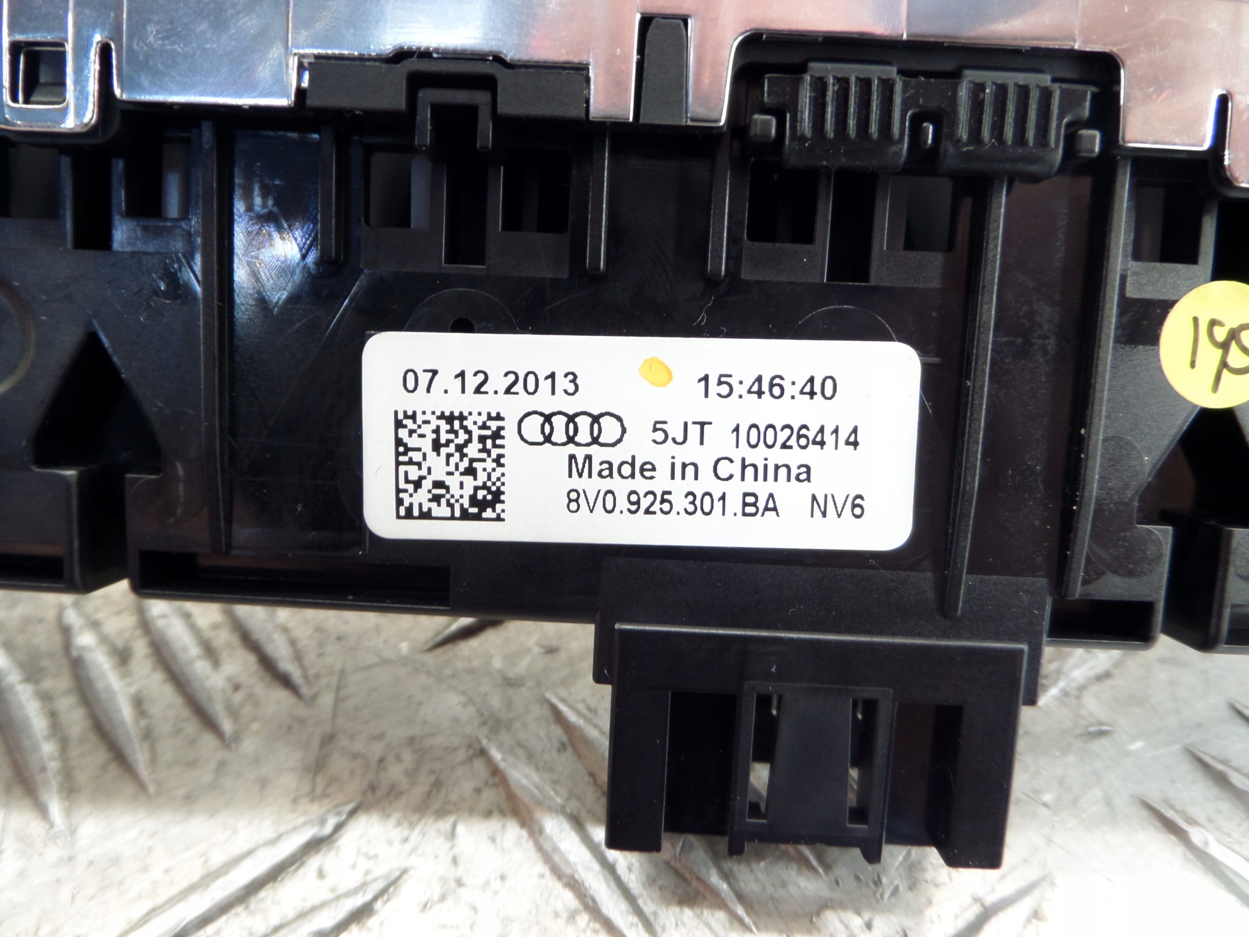 AUDI A3 8V control panel PRZYCISKI 8V0925301BA