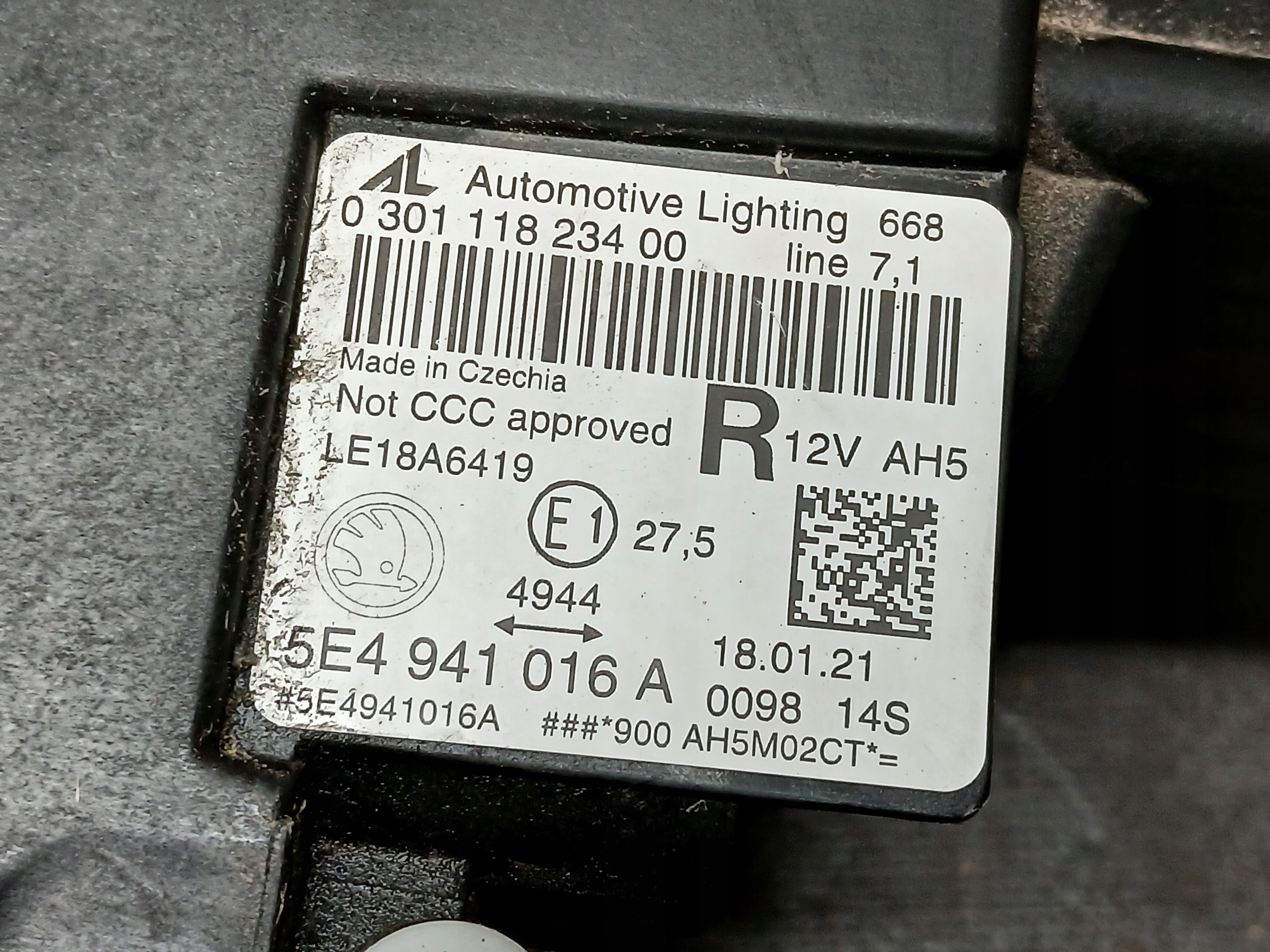 light front right SKODA OCTAVIA 4 IV FULL LED 5E4941016A
