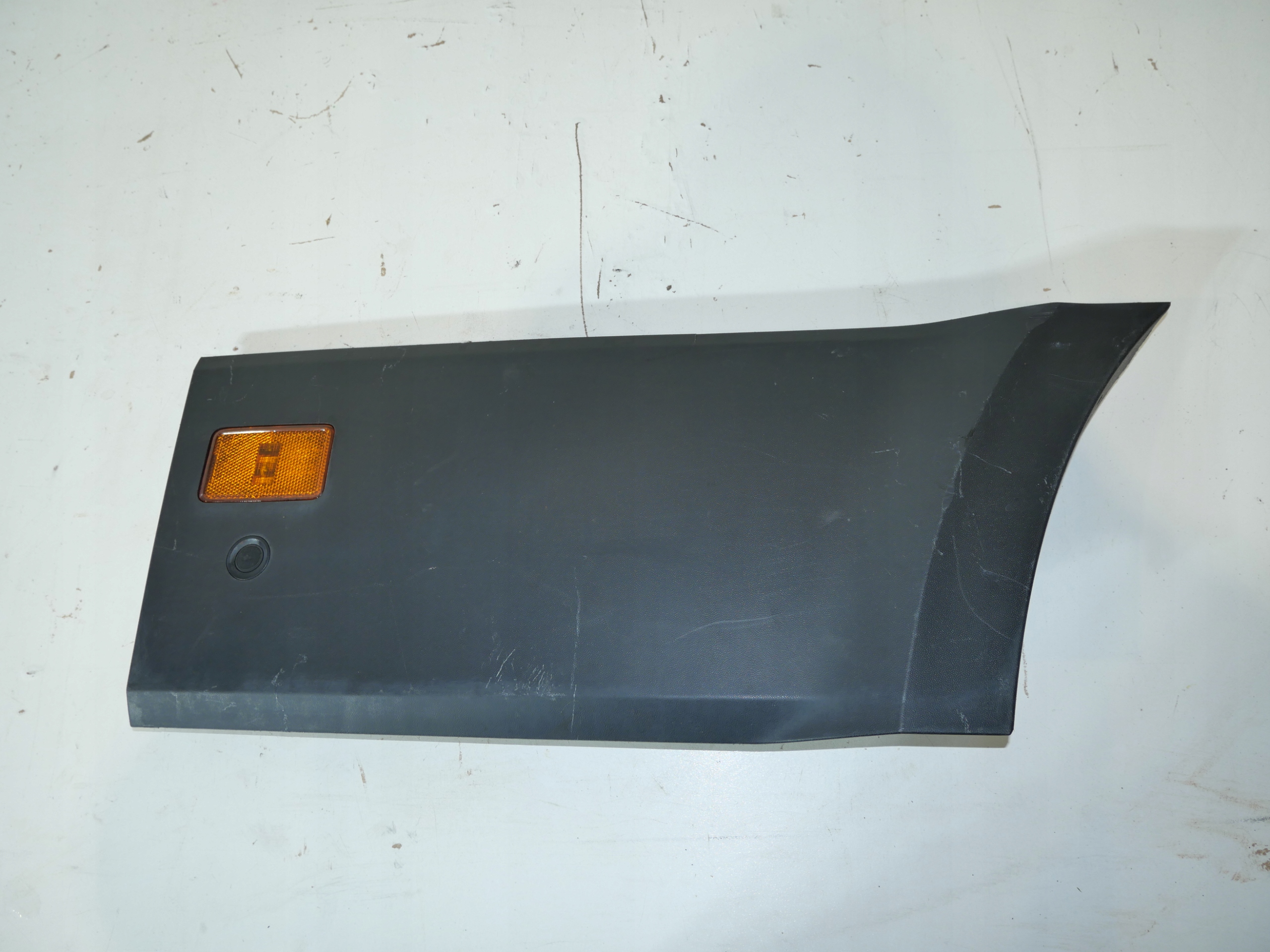 VW CRAFTER II 7C0 moulding 7C0853754