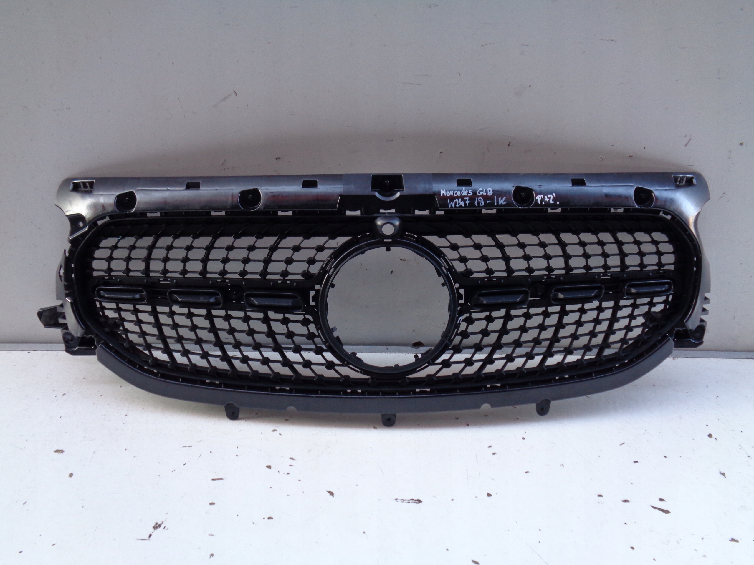 Mercedes-Benz GLB W247 Kühlergrill FRONTGRILL Kühlergitter A2478883900 - Thumbnail 1
