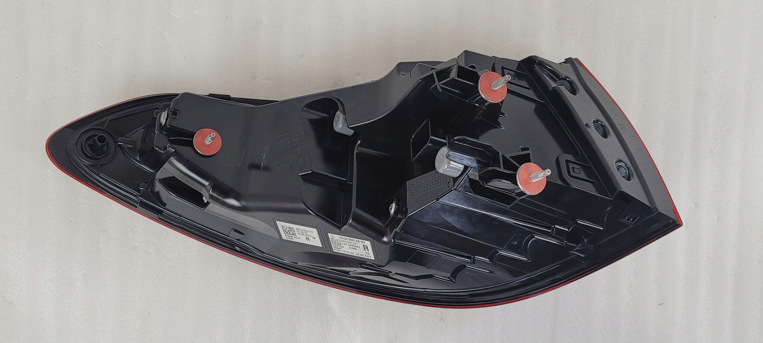 фонарь правый led MERCEDES X254 II 2022- A2549064800