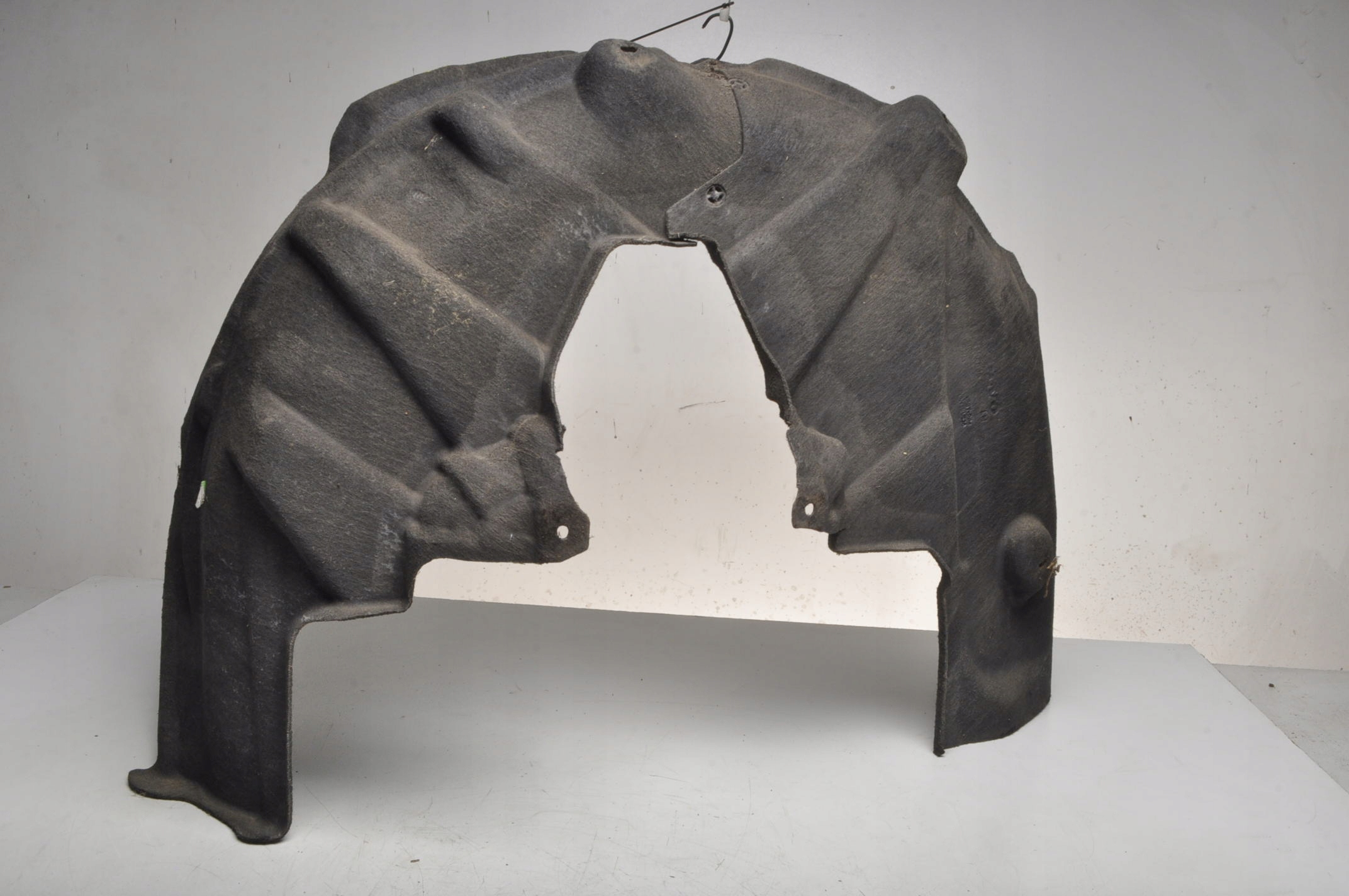 VOLVO XC90 II NADKOLE LEWY TYŁ TYLNE 31353846