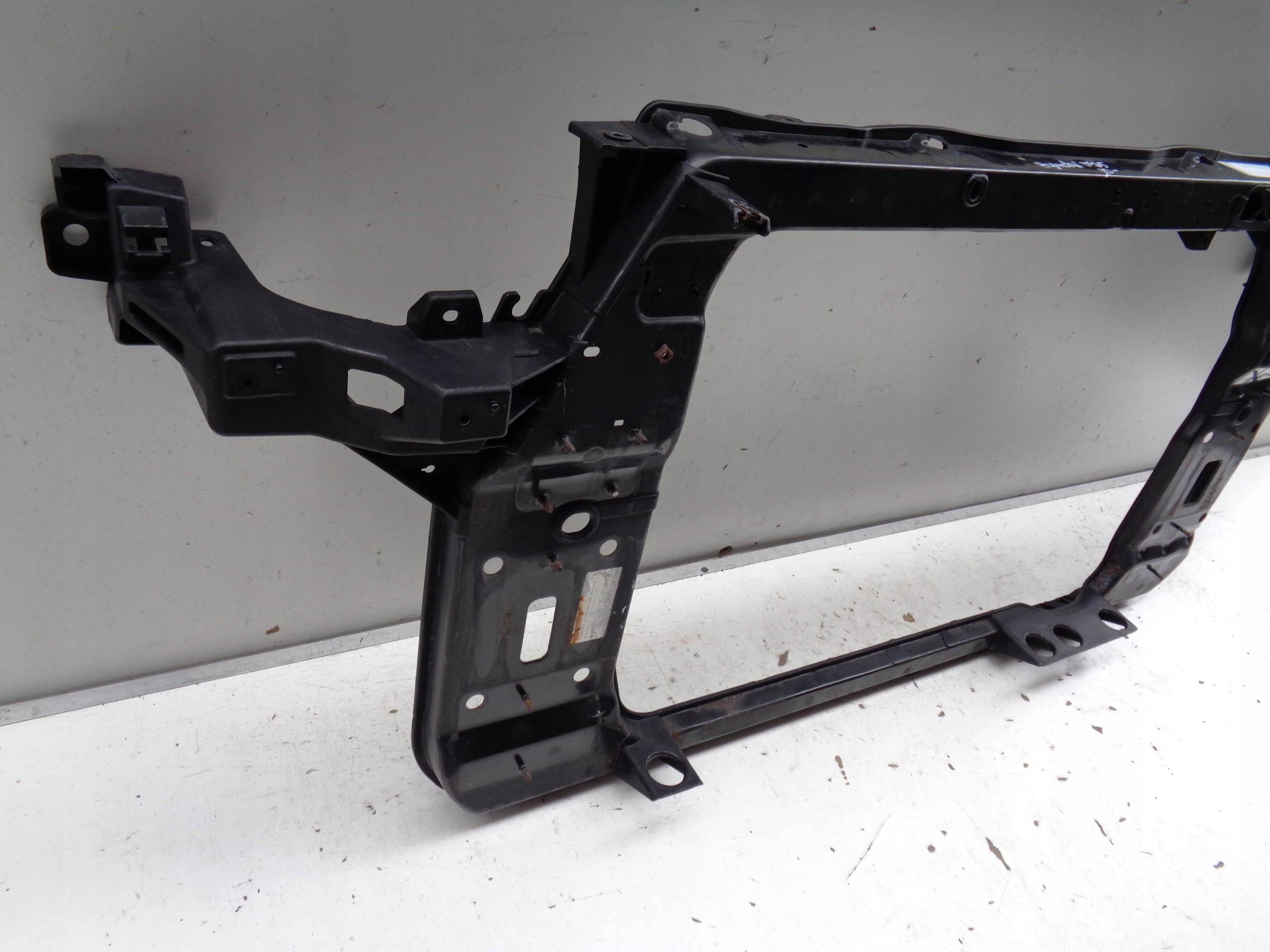 erösített hütöfal HYUNDAI IX35 10