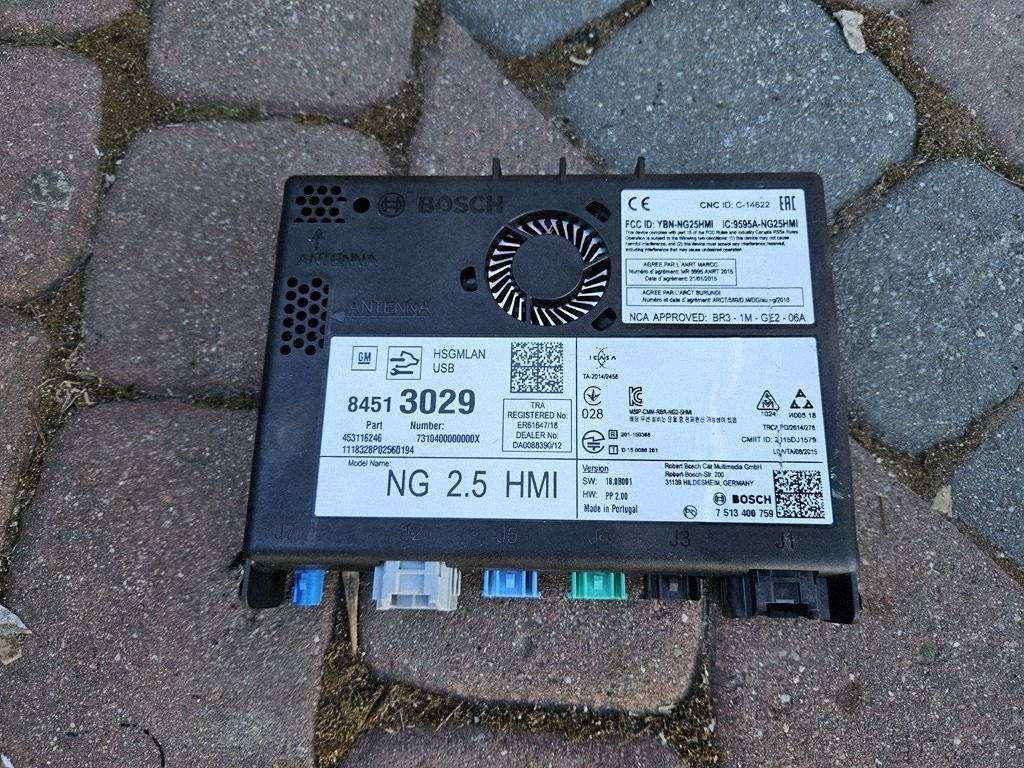 module control unit radia 2.5HMI navigation devices Opel Astra K 84513029