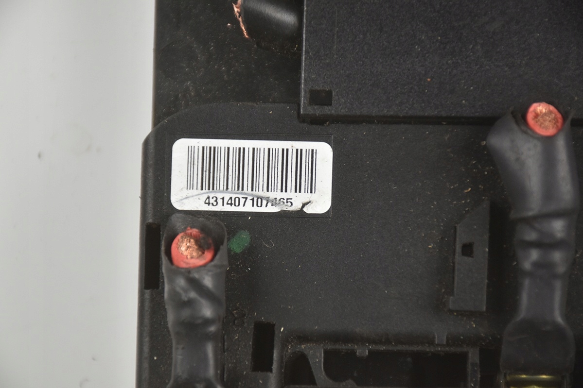 module compartment terminal plus MERCEDES W212 A2125400581