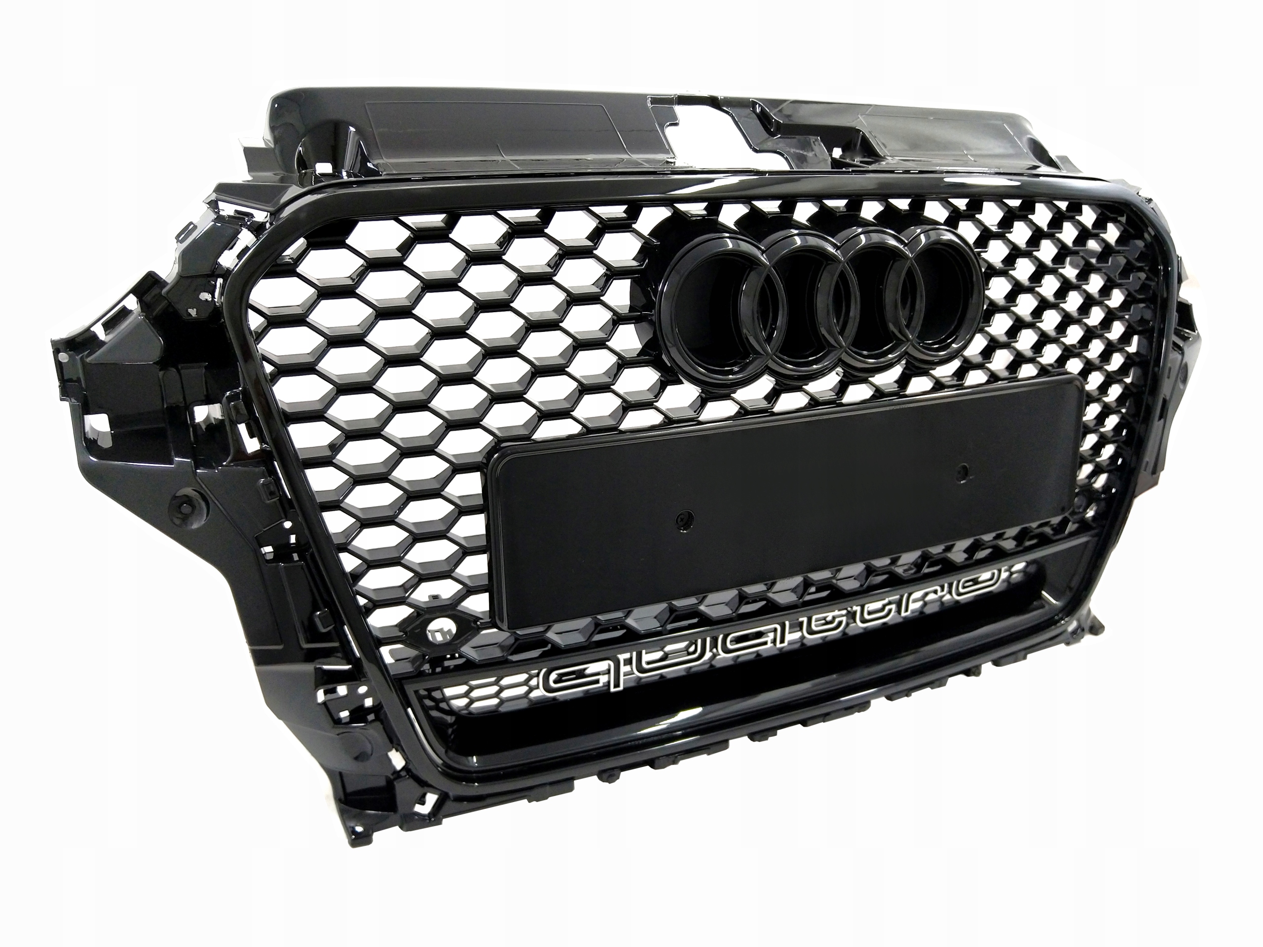 ATRAPA GRILL AUDI A3 8V 2012r 2013 2014r 2015r 2016r WZÓR RS3 PLASTER MIODU