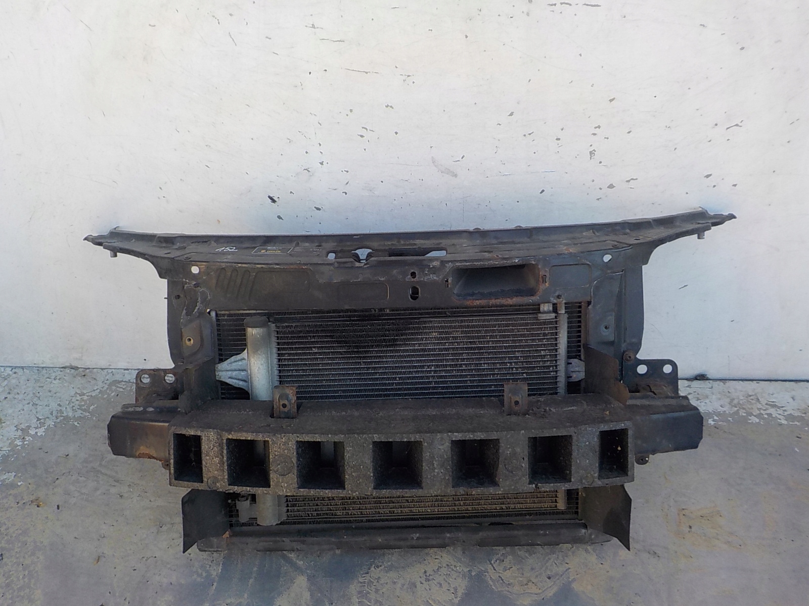 152 SKODA FABIA II 1.2 1.4 B support panel for radiators sider radiator