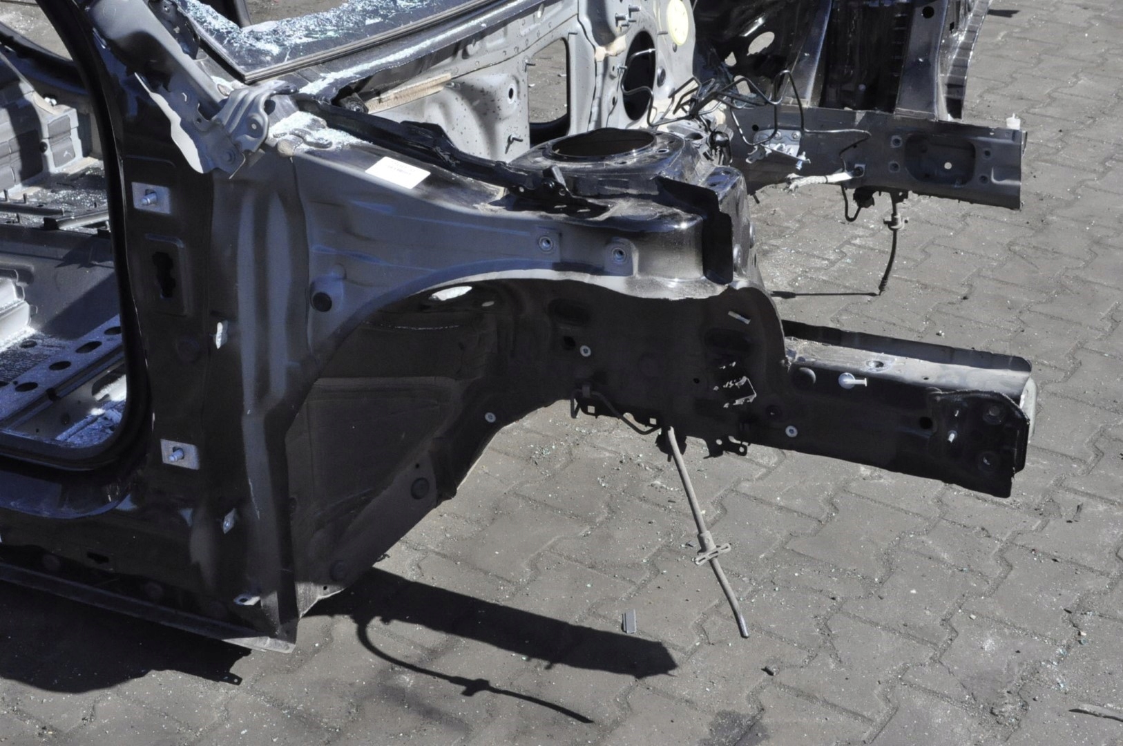 BMW 2 F44 GRAN COUPE ĆWIARTKA PRAWA PRZÓD KIELICH Producent części BMW