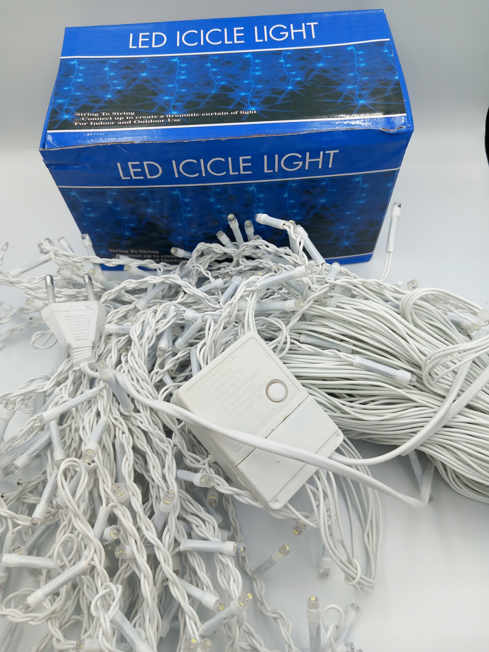 

Kurtyna Świetlna Sople Lampki 300 Led Niebieski