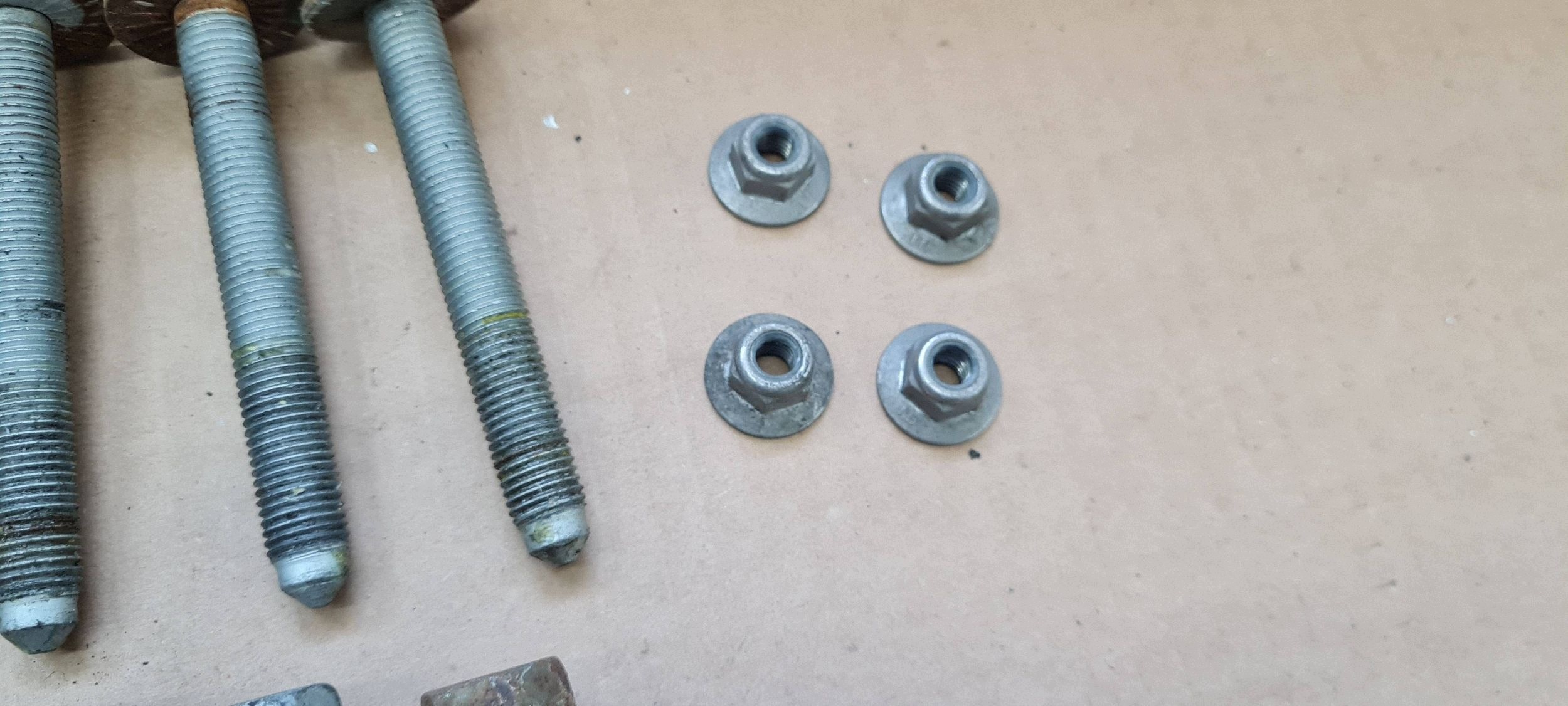 A6 C7 4G screws springing front axle beam axle beam A7 4G A4 B8 S4 A5 8T