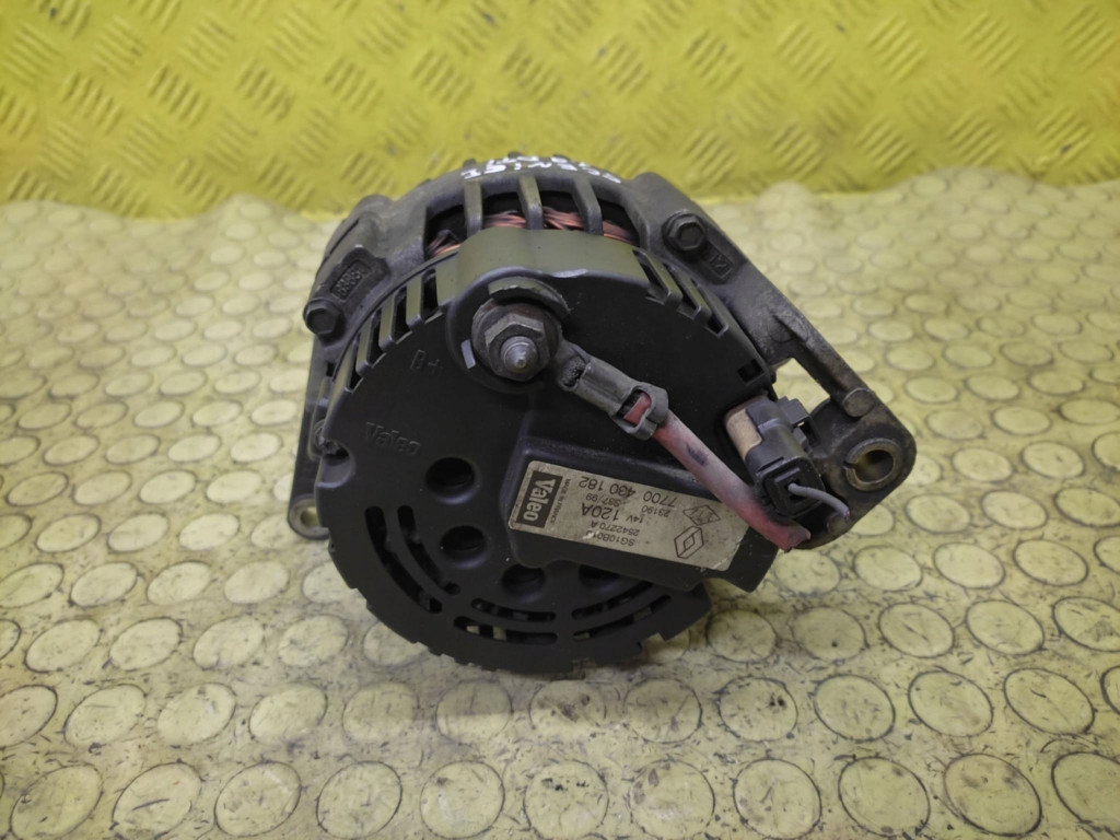 RENAULT SCENIC e 1.9 DTI alternatore 7700430182