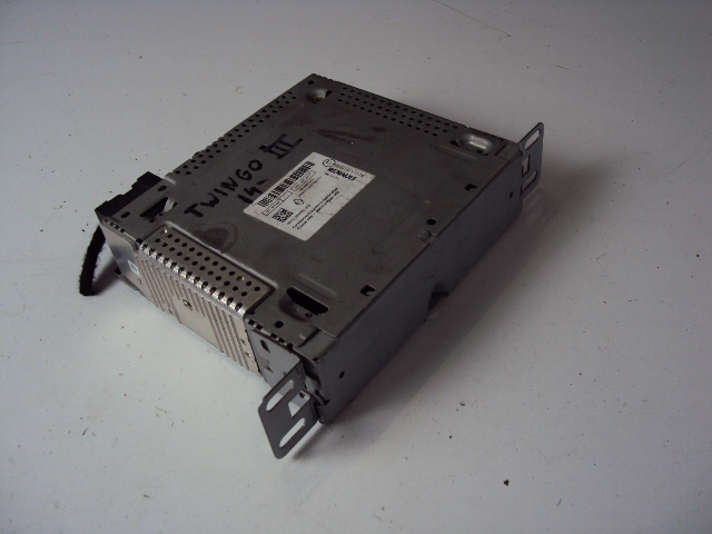 радио renault TWINGO III 2014-`