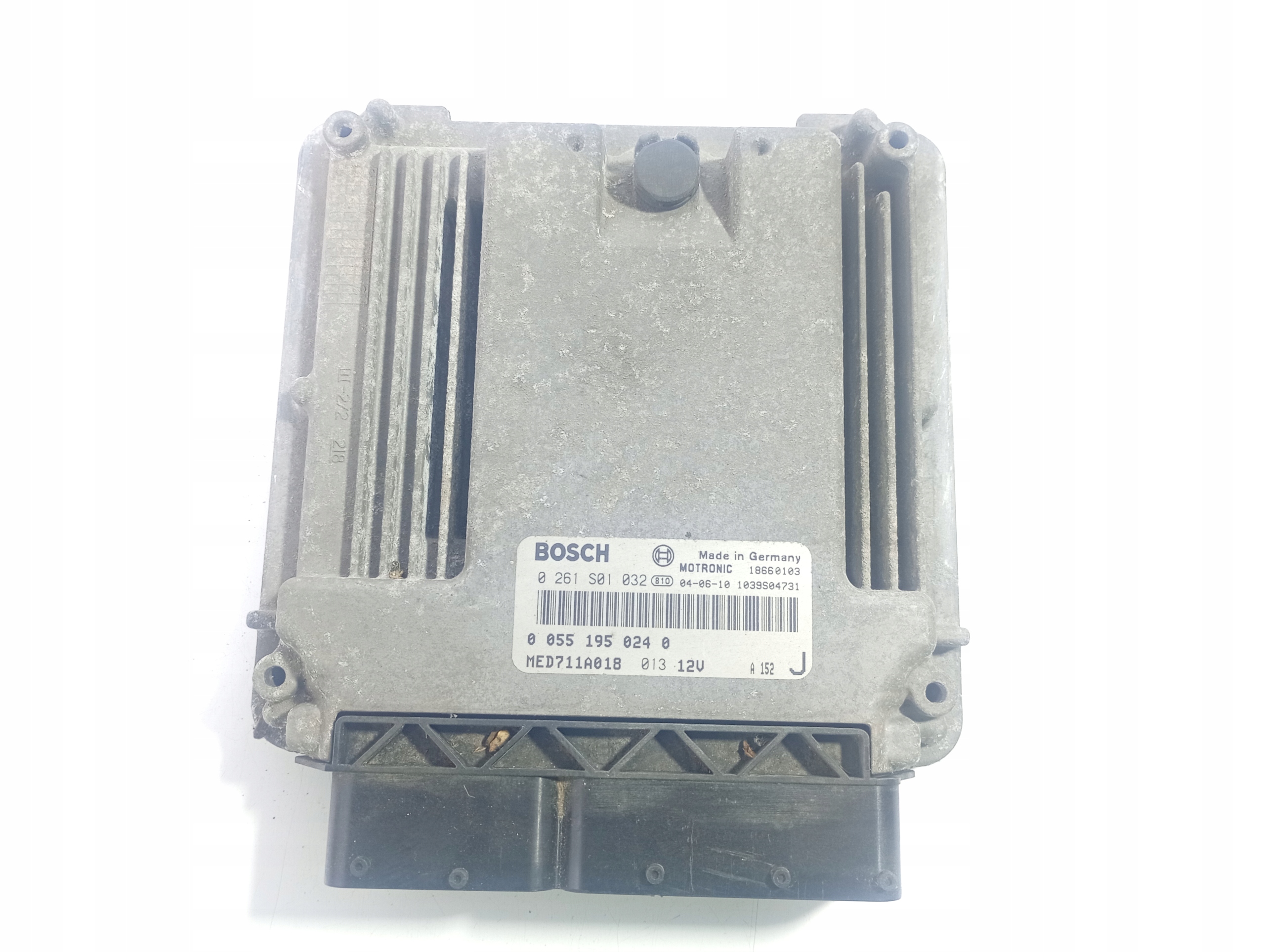 Alfa Romeo GT 03-10 computer control unit of the engine OE 0261S01032
