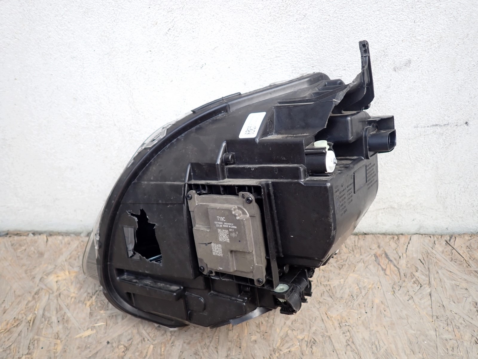 light right REFLEKTOR right FULL LED OMODA 5 2024- 605000606AA
