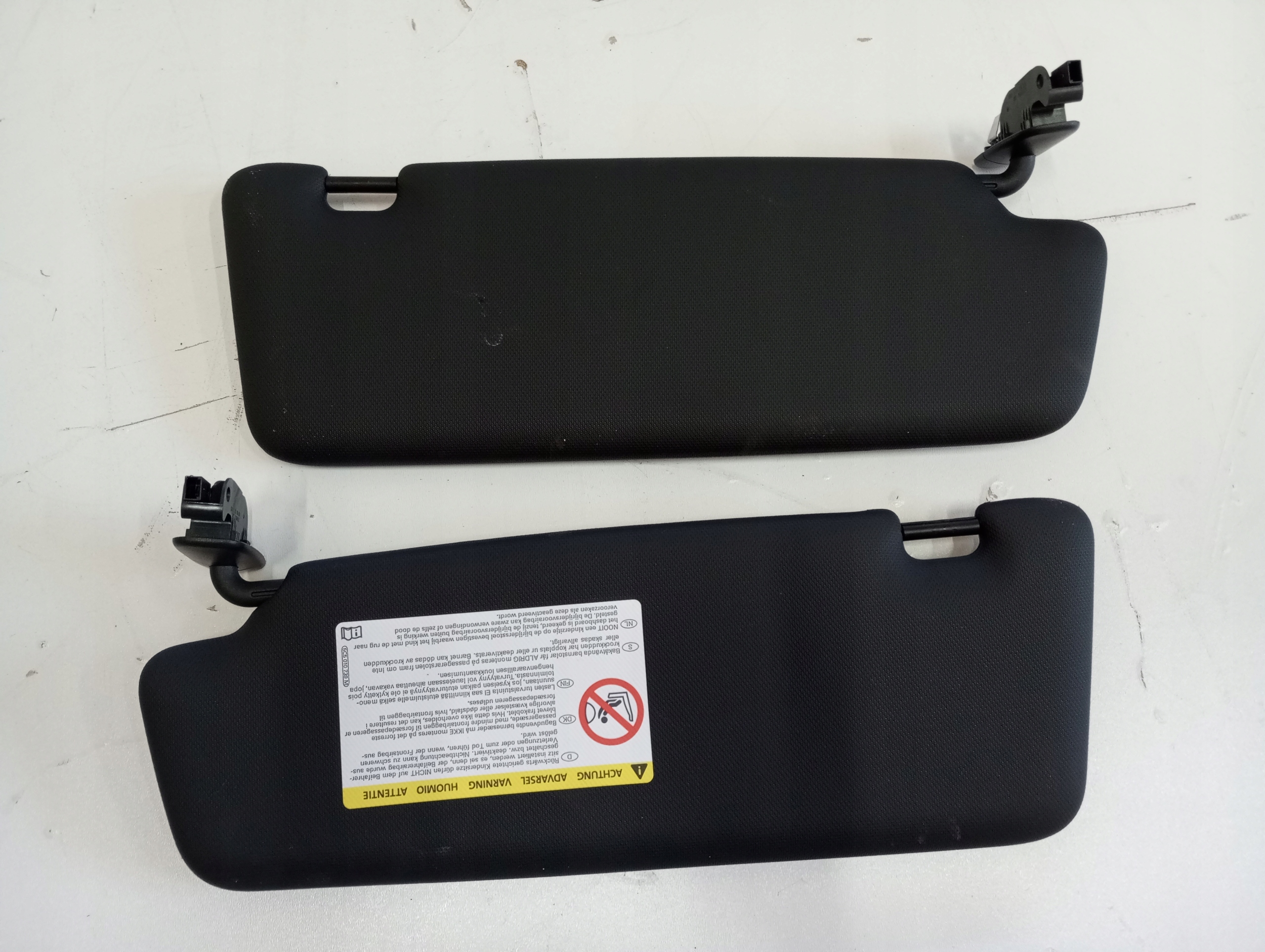 parasole ALETTA PARASOLE AUDI A3 8V0 Destro sinistro