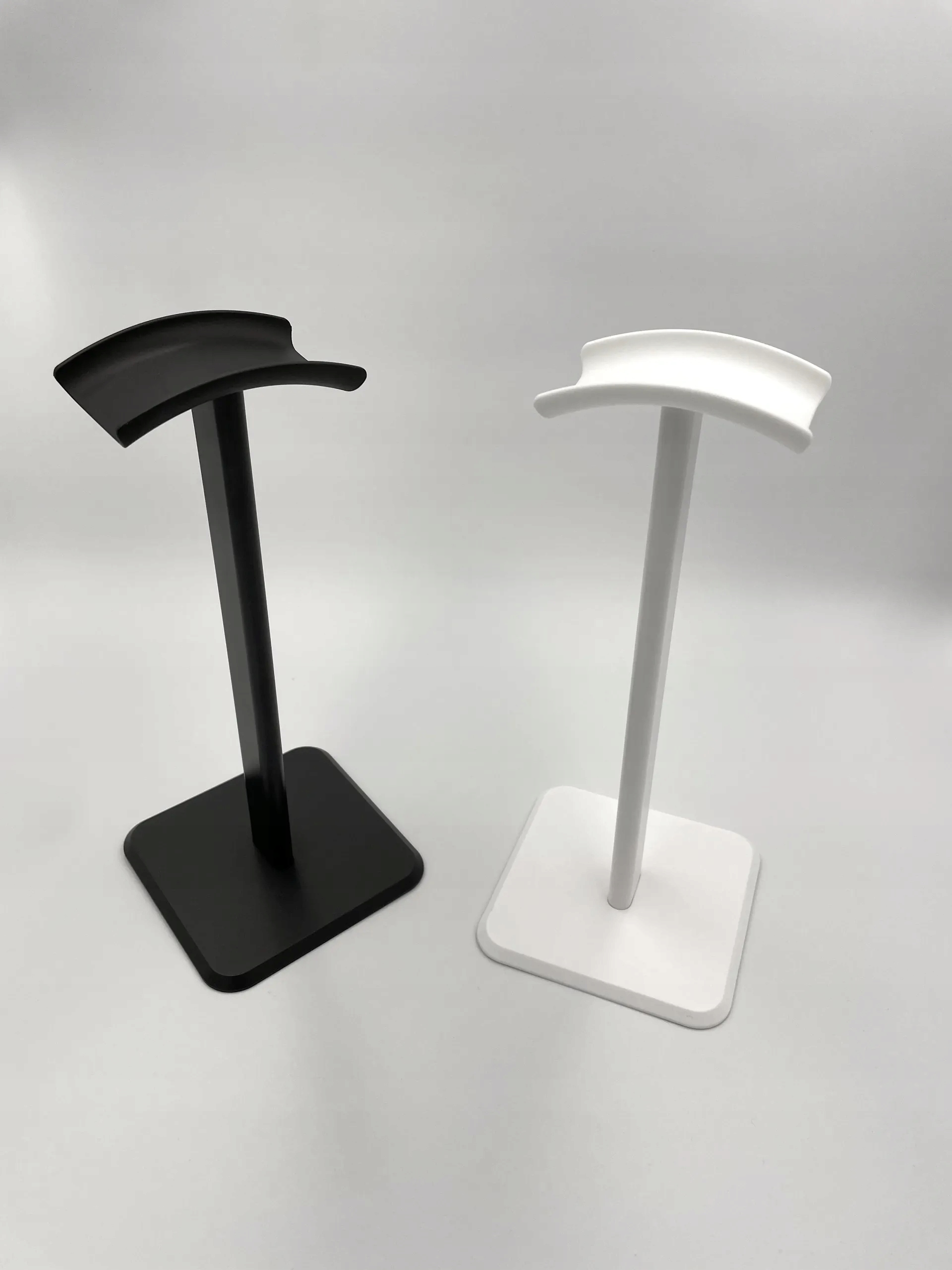 STOJAK NA SŁUCHAWKI BIAŁY SOLIDNY/ STABILNA PODSTAWKA NA LATA Marka Inna