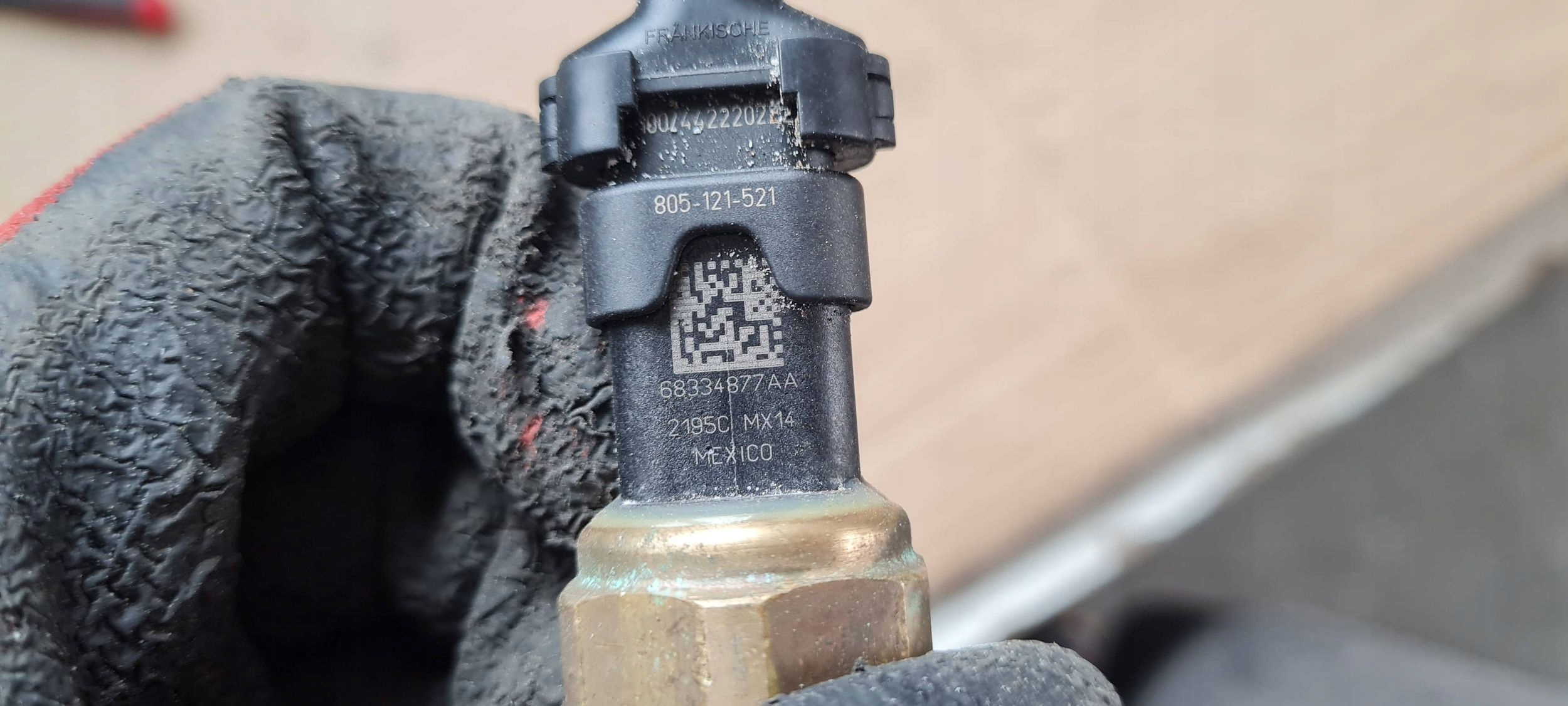 Chrysler Pacifica sensore pressione olio 3.6 V6 68334877AA