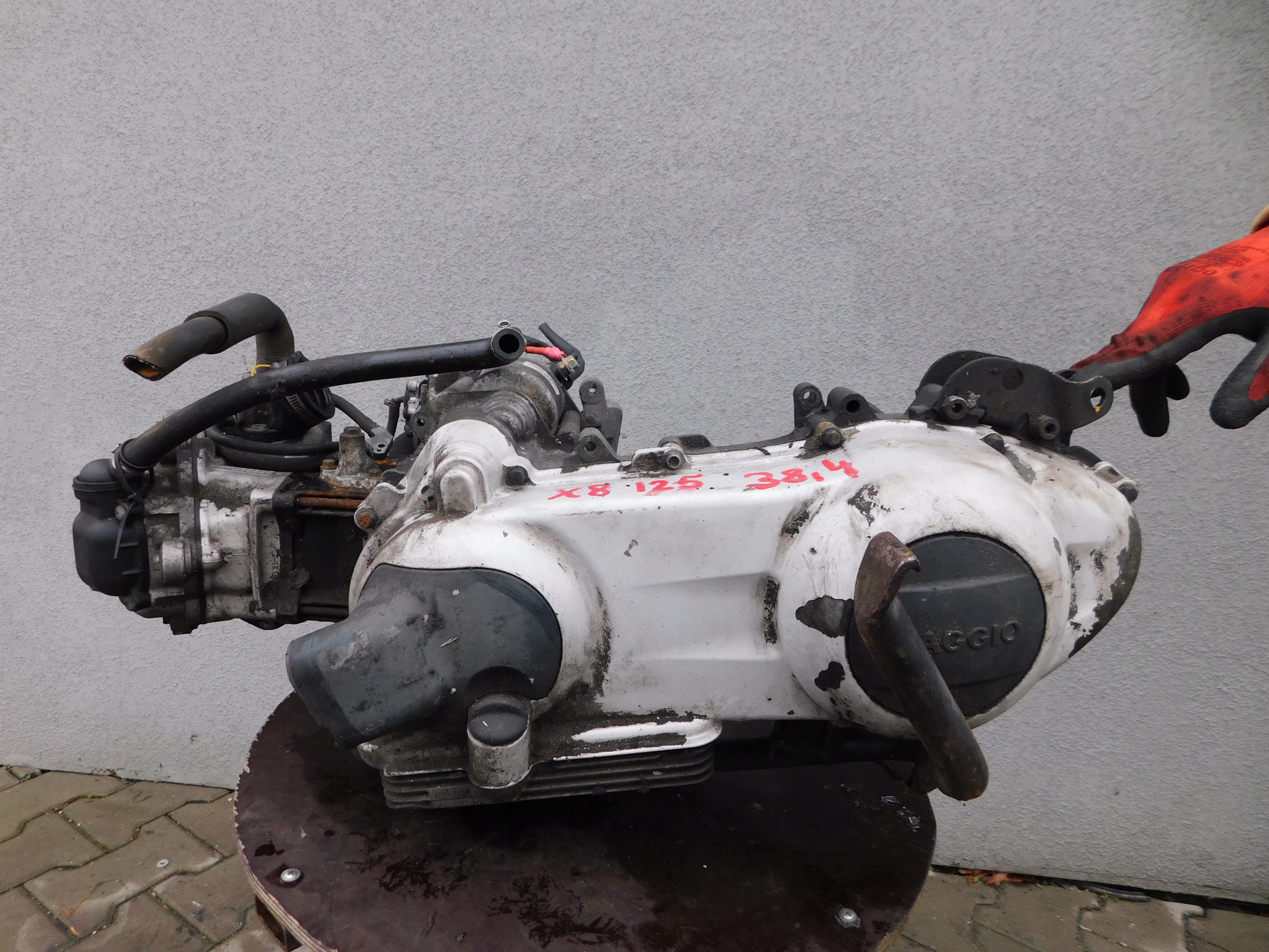 PIAGGIO X8 125 двигатель