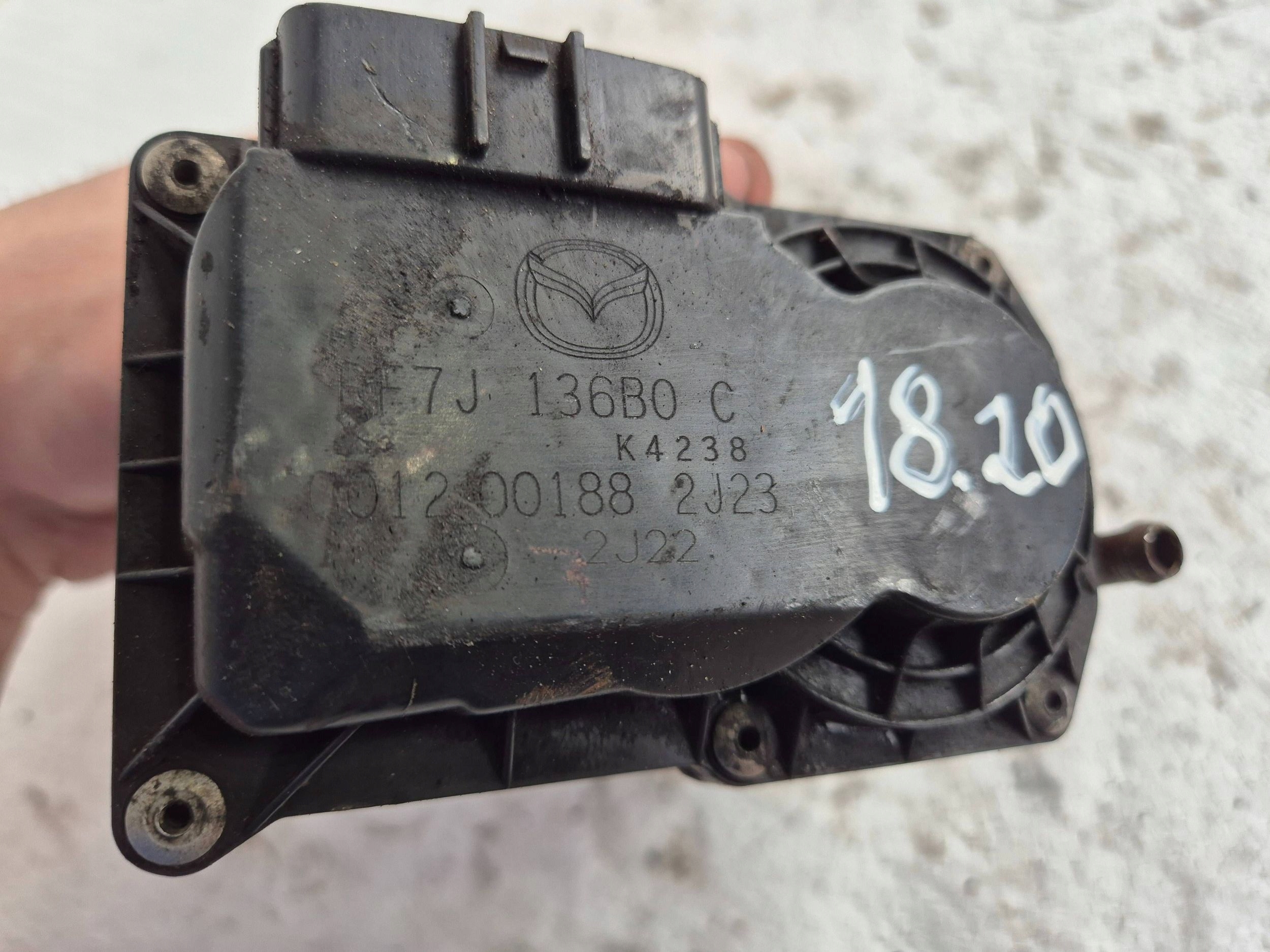 Valvola a farfalla FF7J136B0C Mazda 5 e CR 2.0 CITD 110KM 05