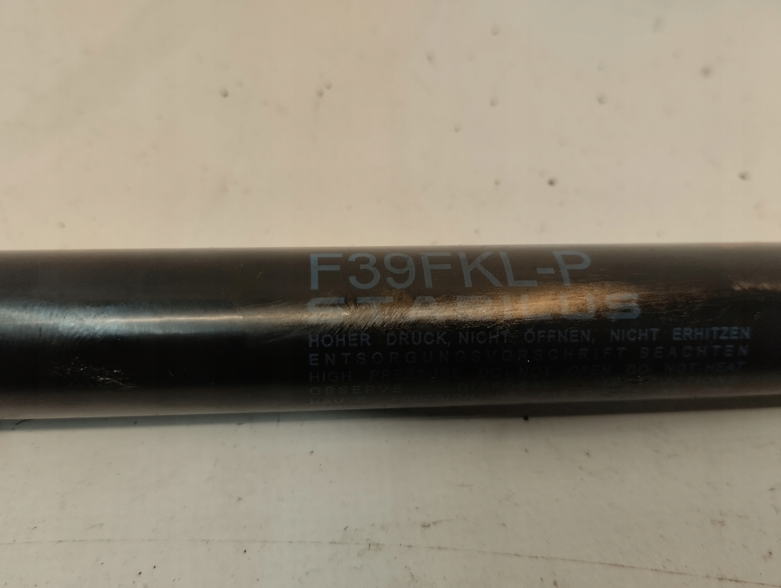 BMW X2 F39 LIFT damper bonnets