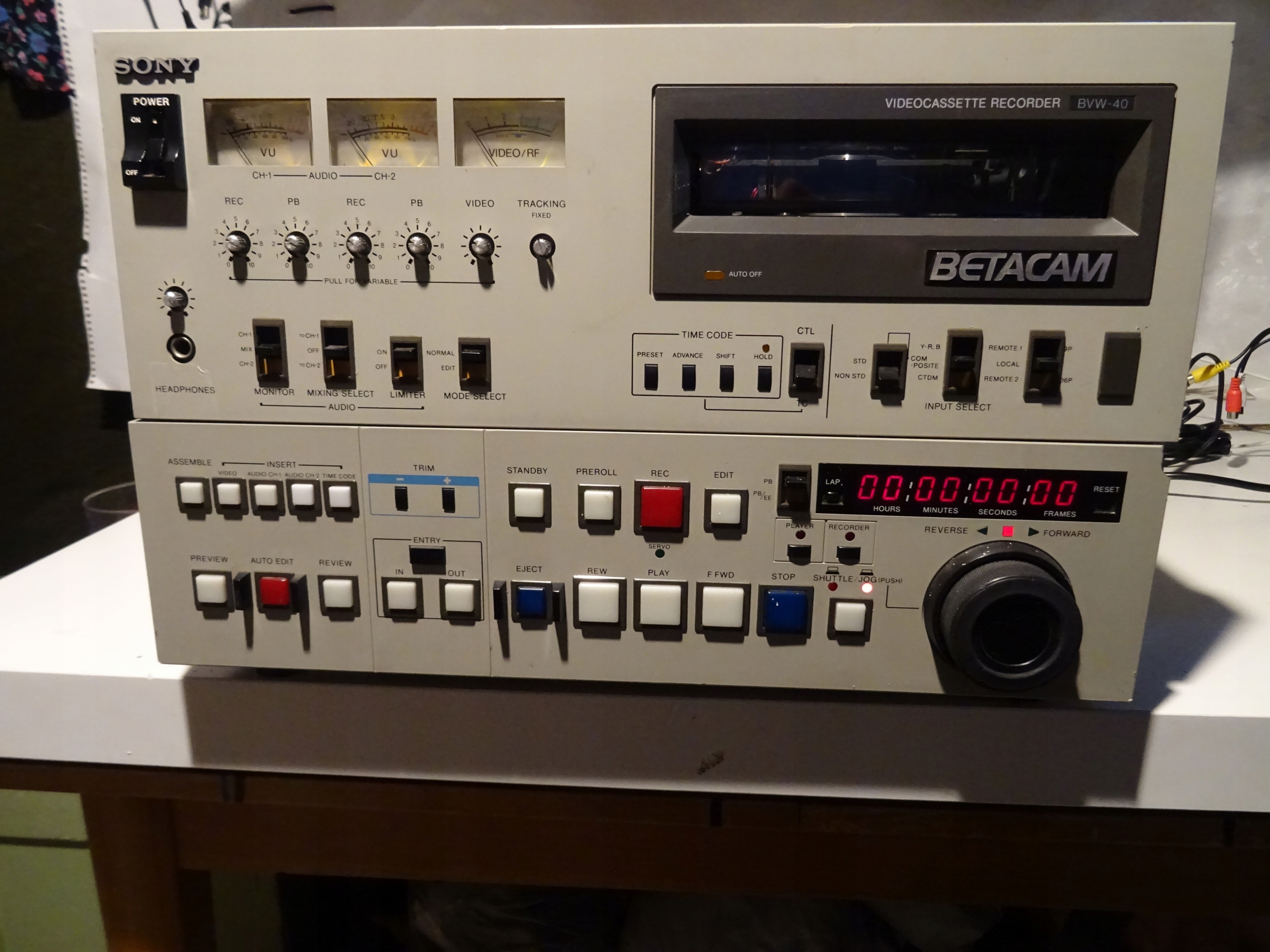 Sony BVW-40 Betacam SP | Profesjonalny Magnetowid Studyjny | SPRAWNY