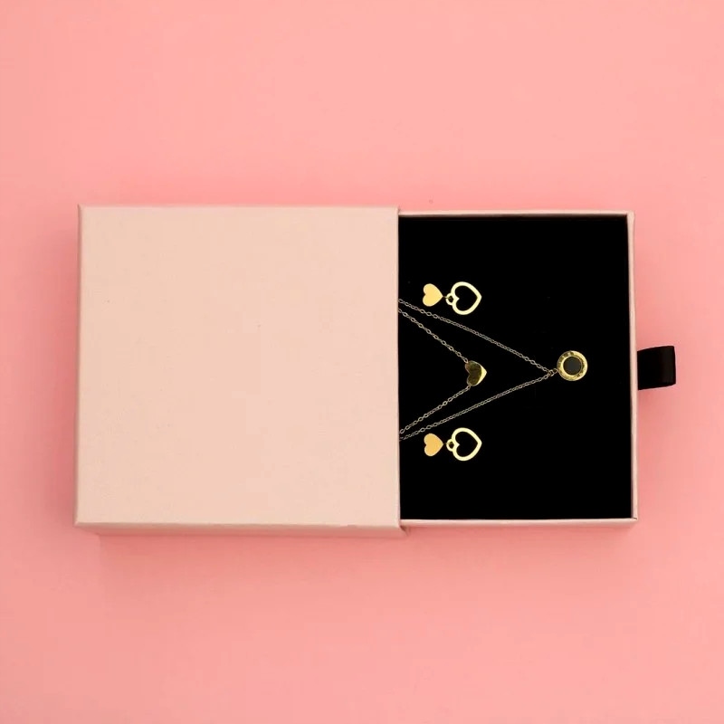 PUDEŁKA PREZENTOWE NA BIŻUTERIĘ z szufladką na prezent różowe 5,3 cm x 10 Marka bez marki