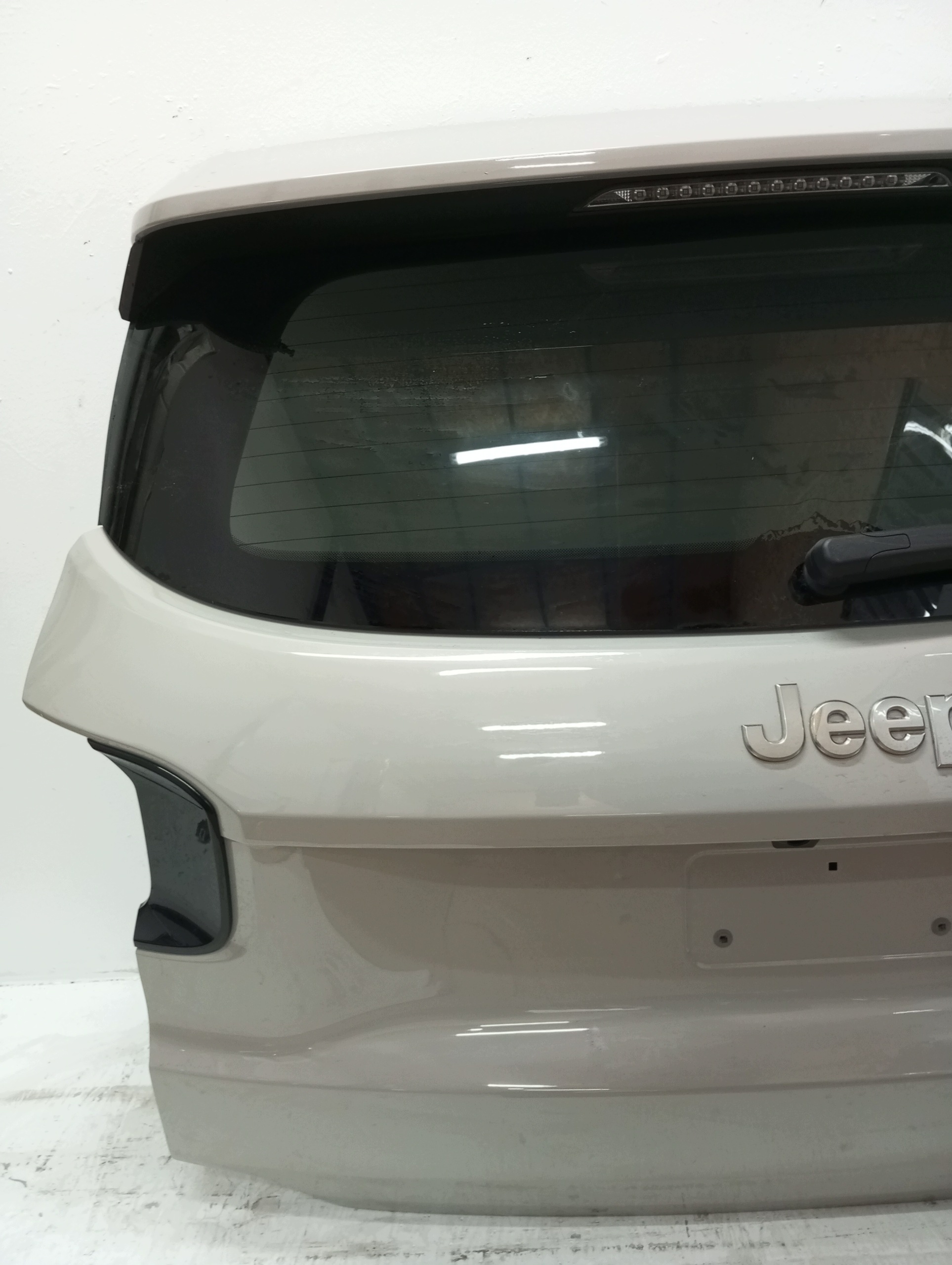 Heckklappe JEEP AVENGER 25R
