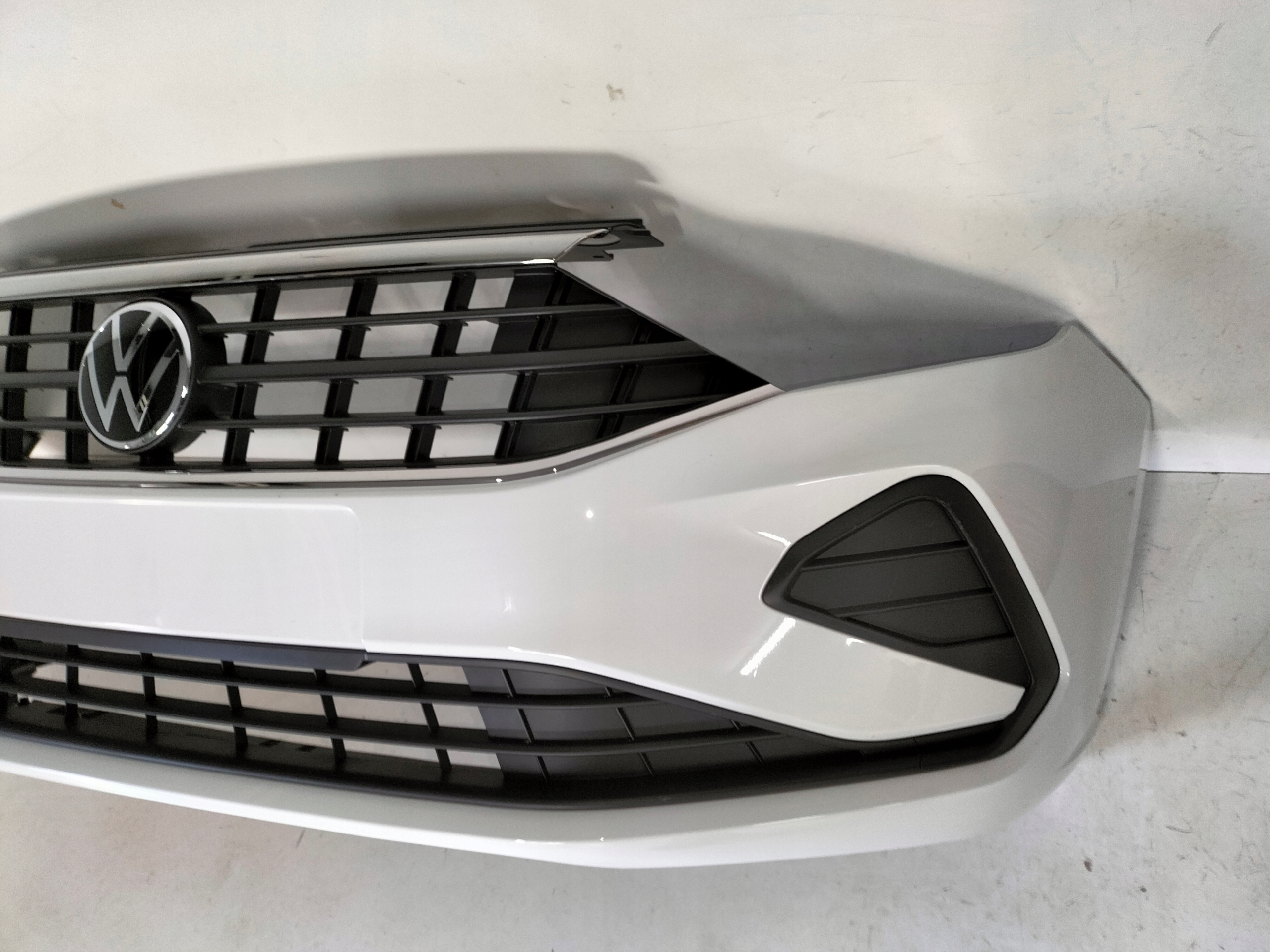 front bumper front VW POLO VI LIFT 20- sedan rynek wschodni