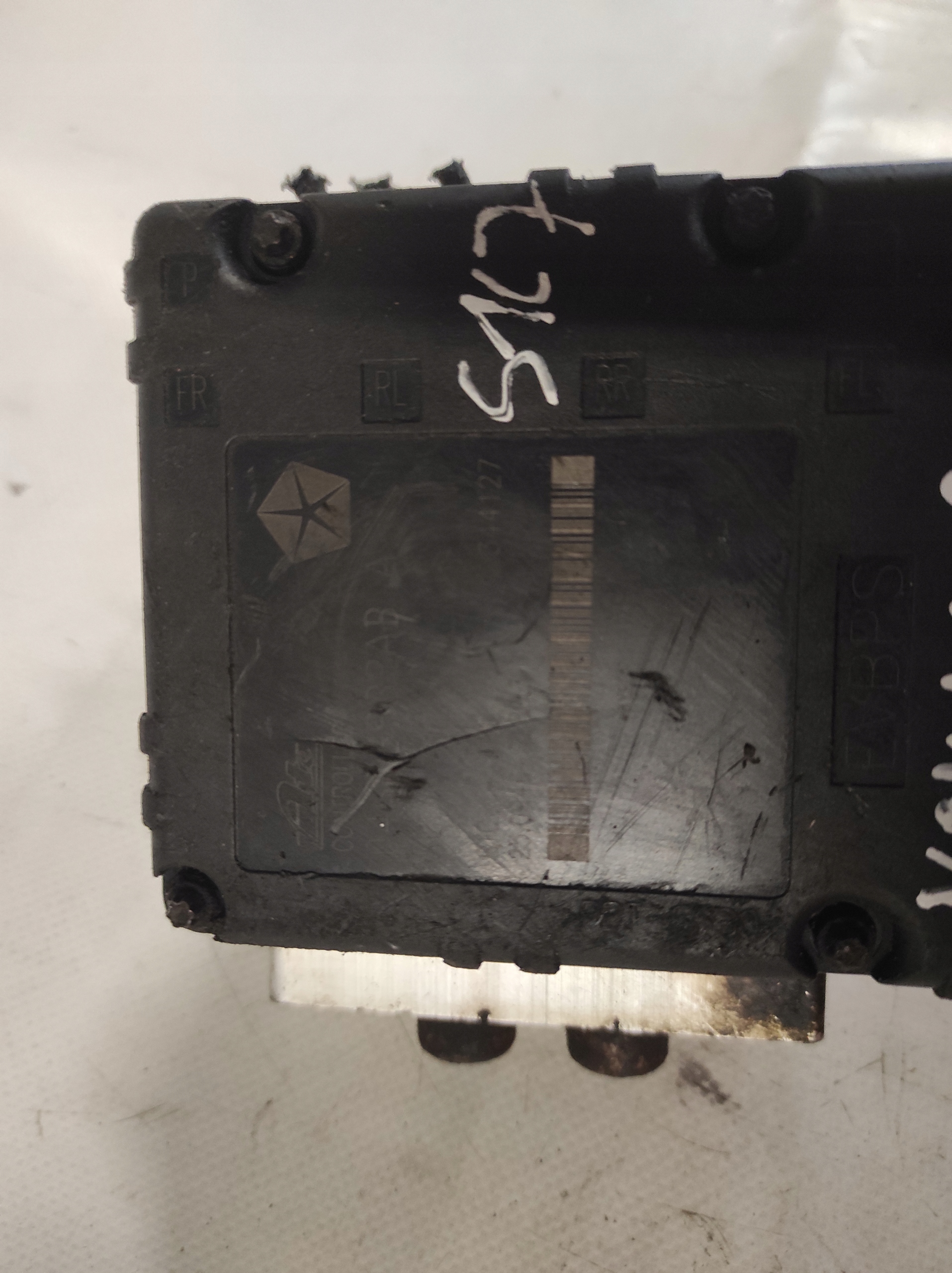 Chrysler Voyager 04683932AB A Pompa ABS
