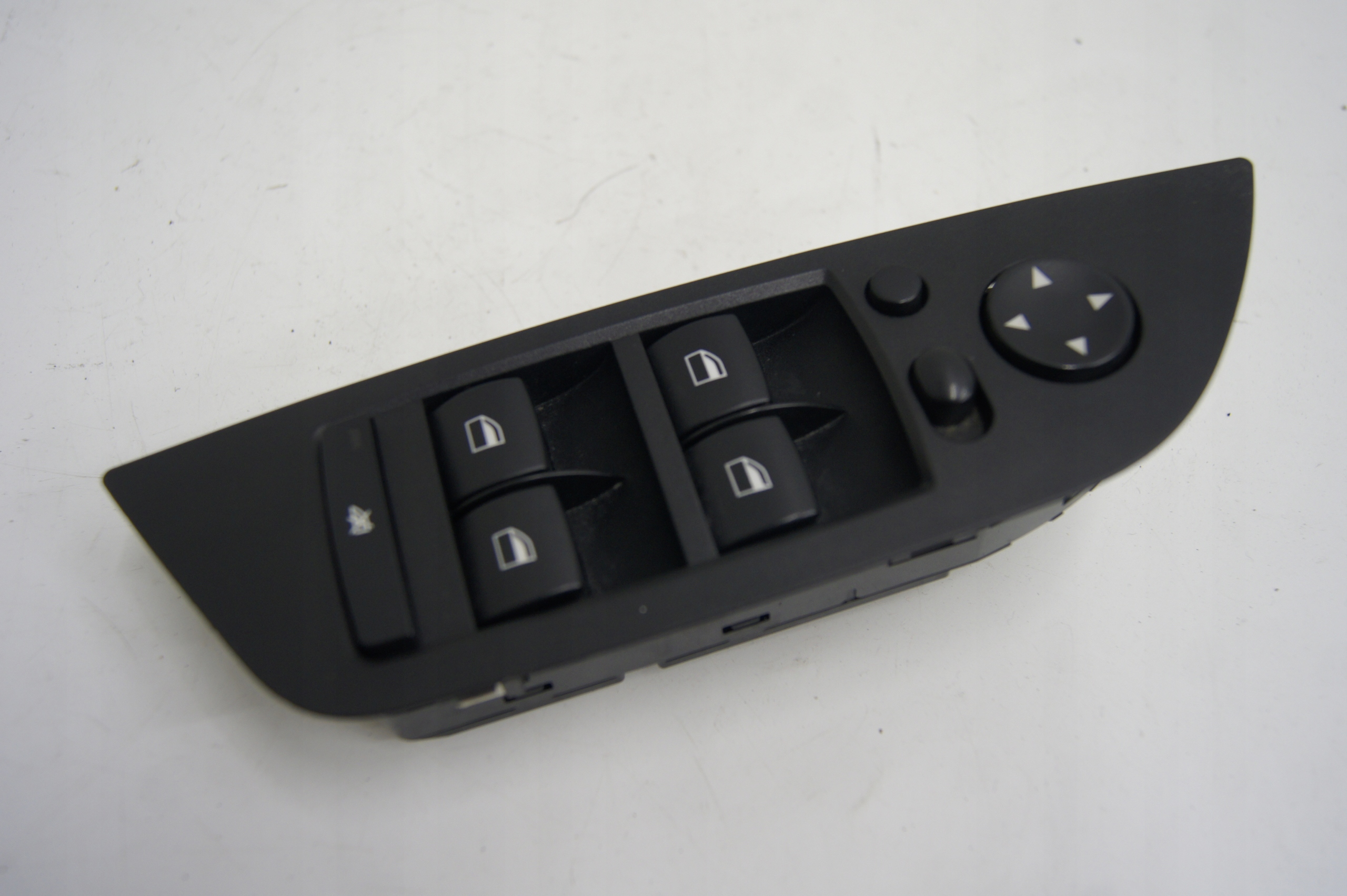 9216049 - BMW X1 E84 переключатель стеклоподъемника