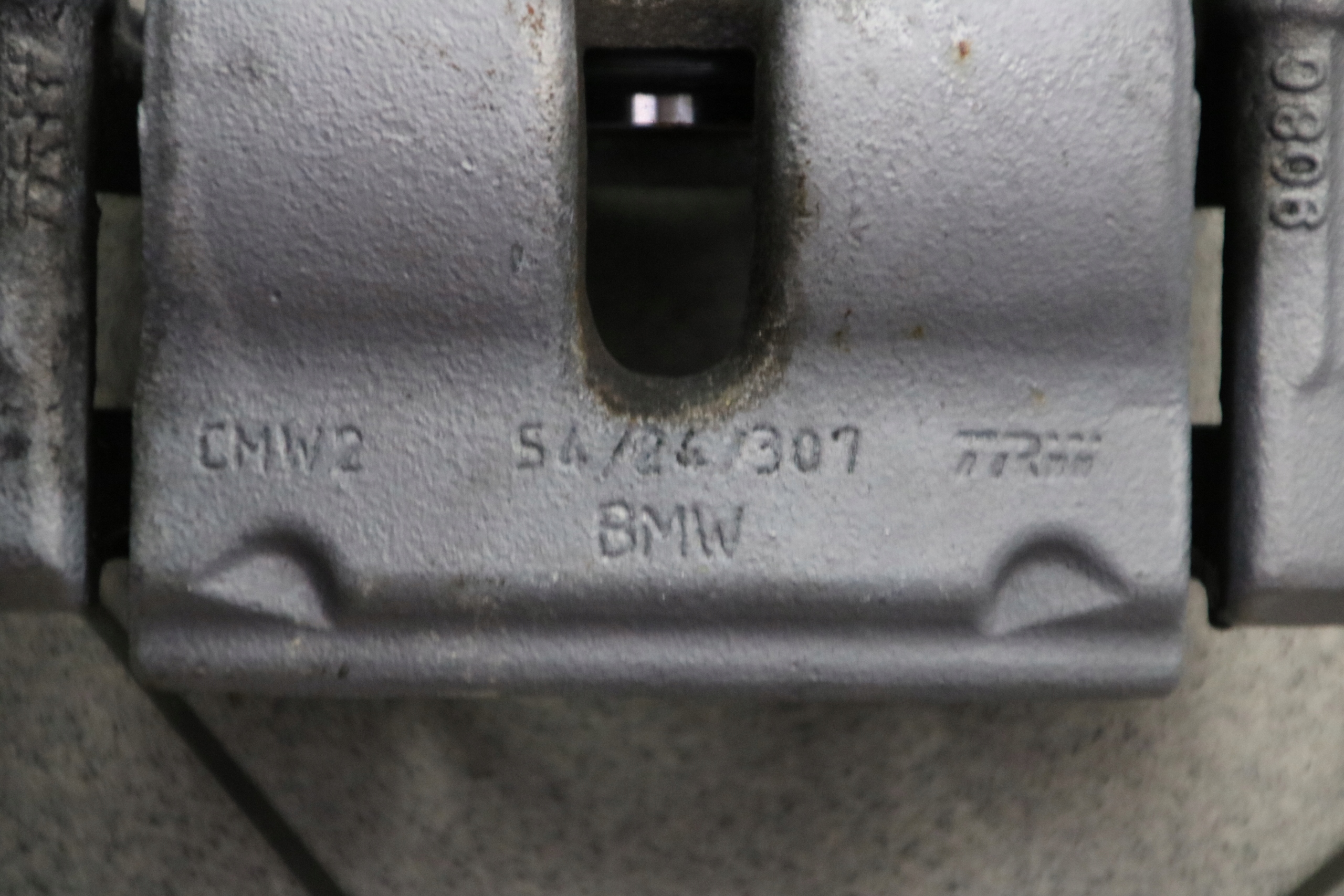 BMW G20 caliper brake left front front 54/24/307