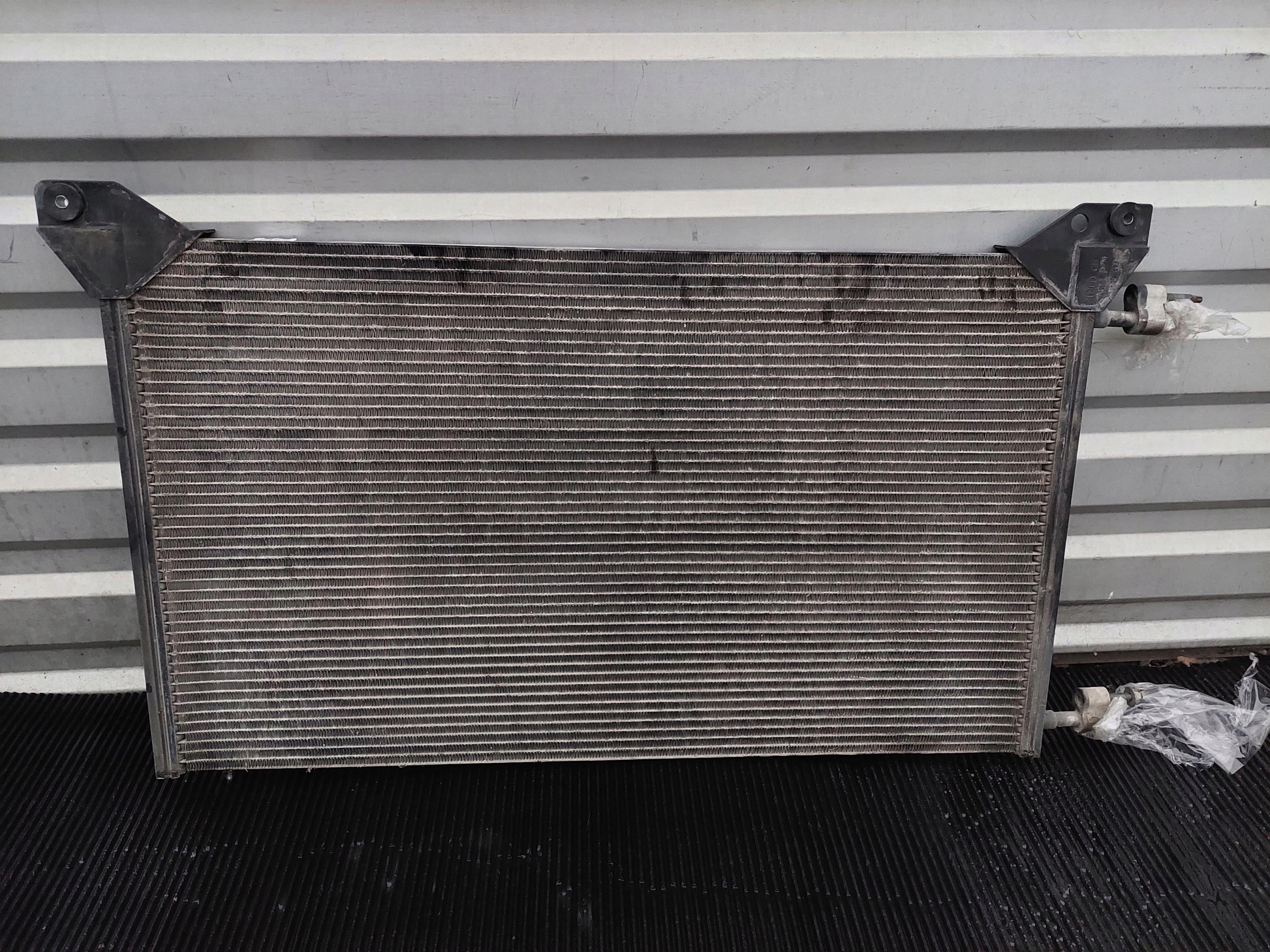 Radiateur climatisation 52487303 HUMMER H2 6.0 V8