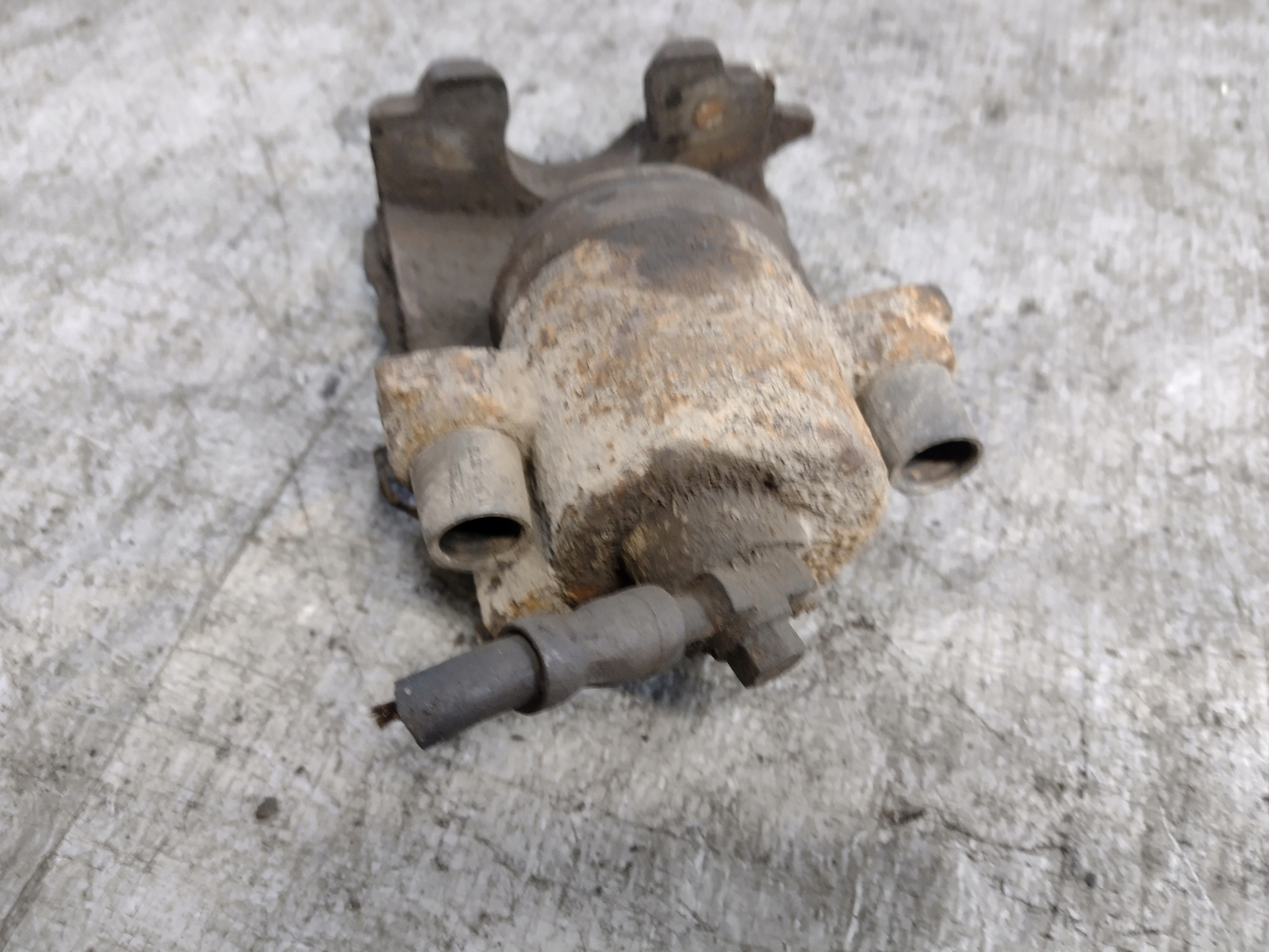 caliper brake right front Audi A3 8L 1,6B