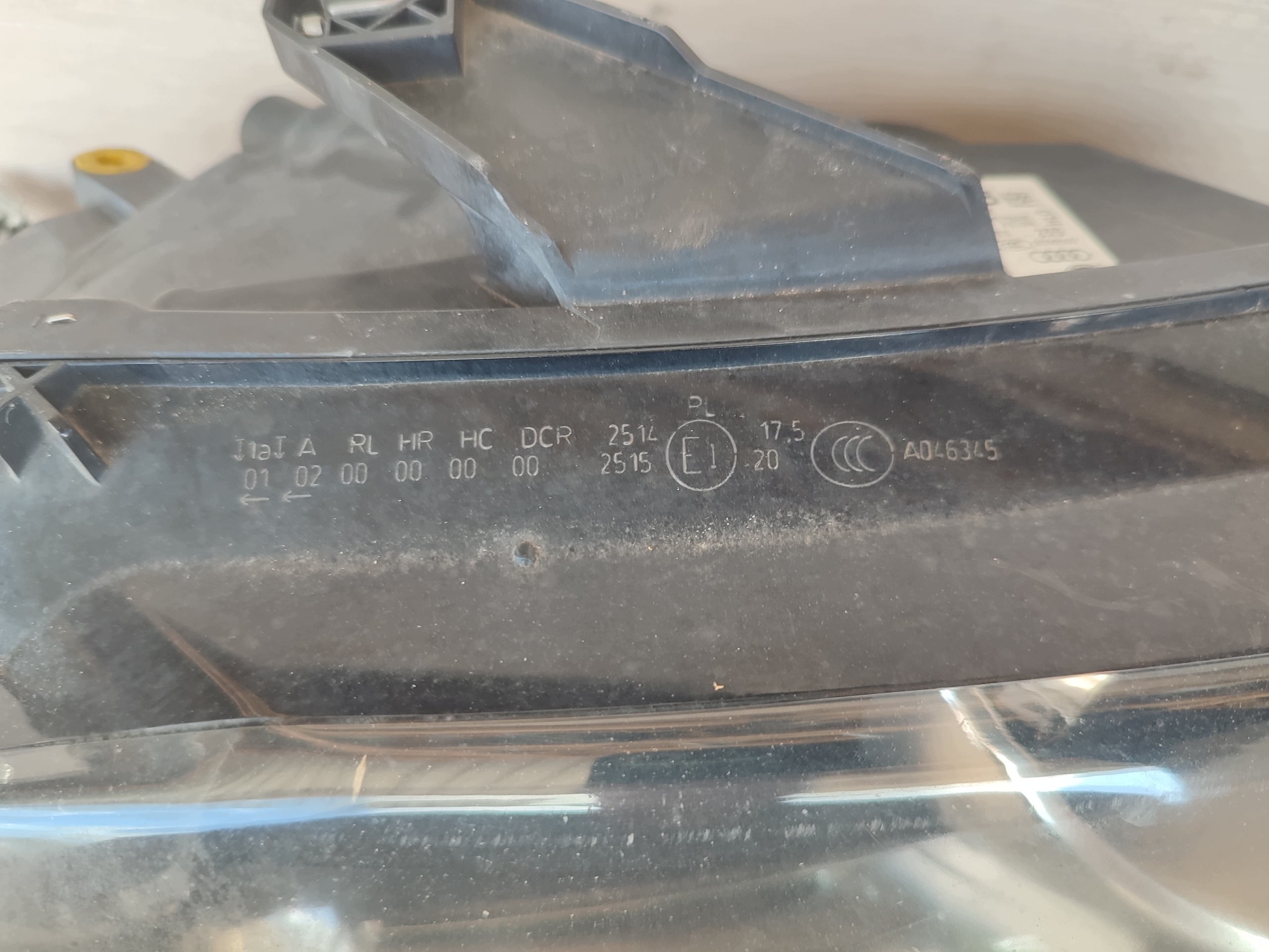AUDI A3 8P0 H7 8P0941004 right light