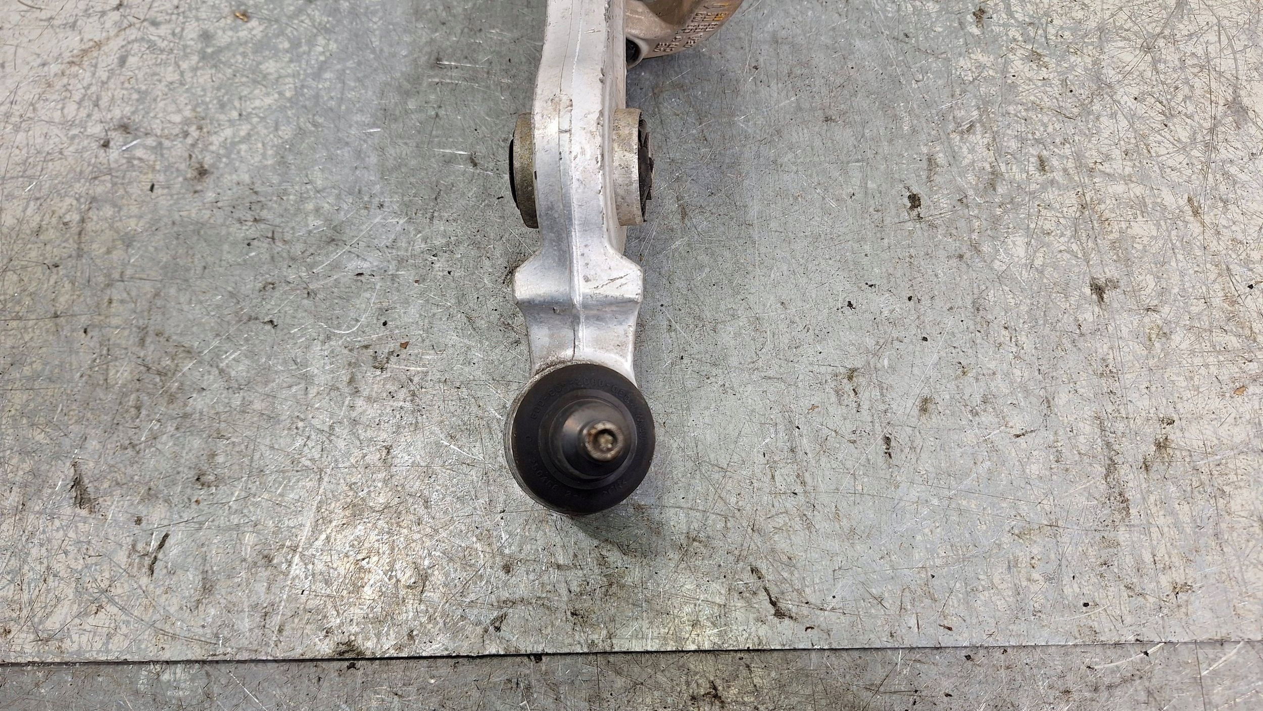 arm front lower right 4Z7407151 AUDI A6 C5