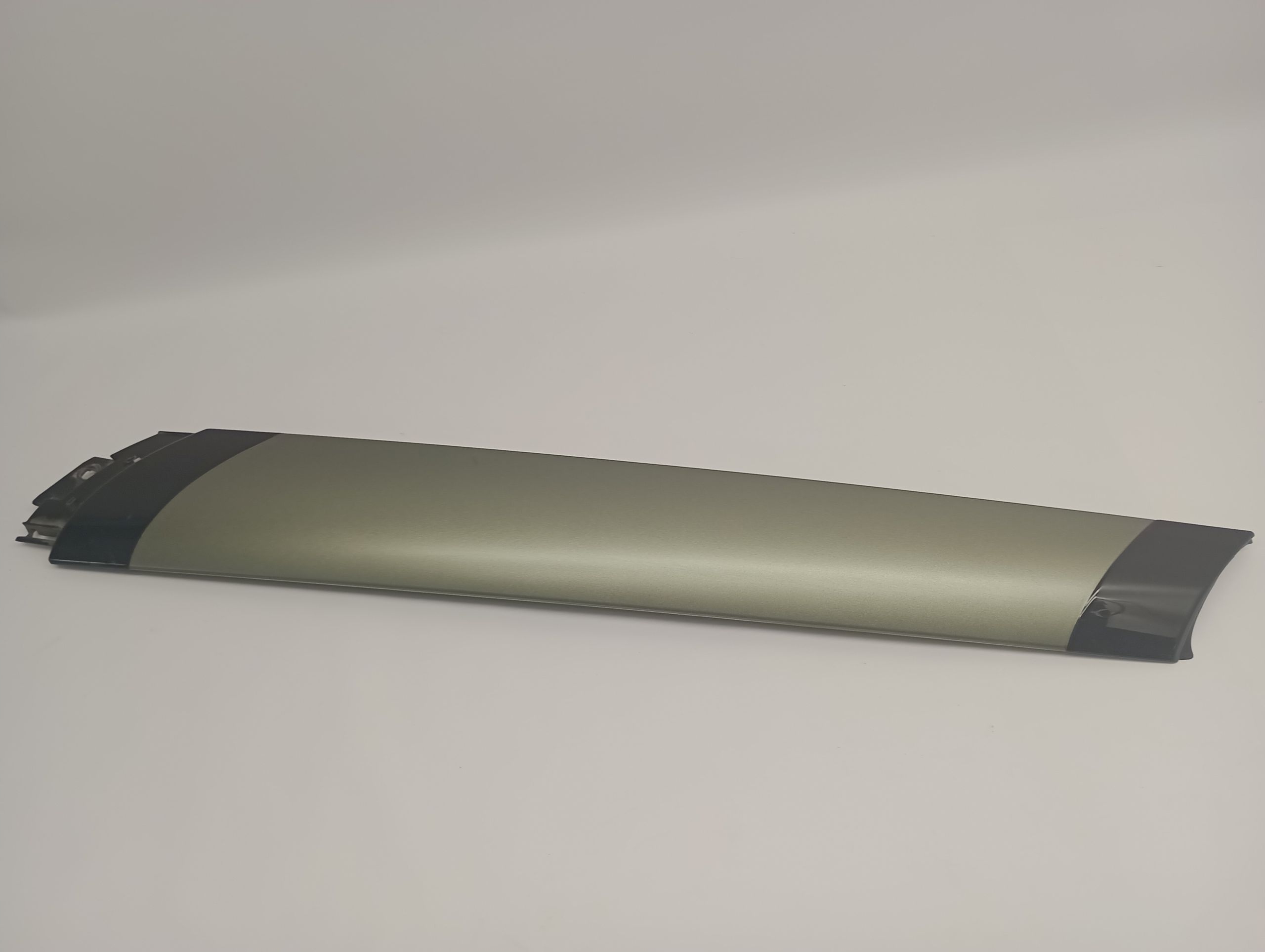 PRAWA OSŁONA LISTWA SŁUPKA LAND DEFENDER L663