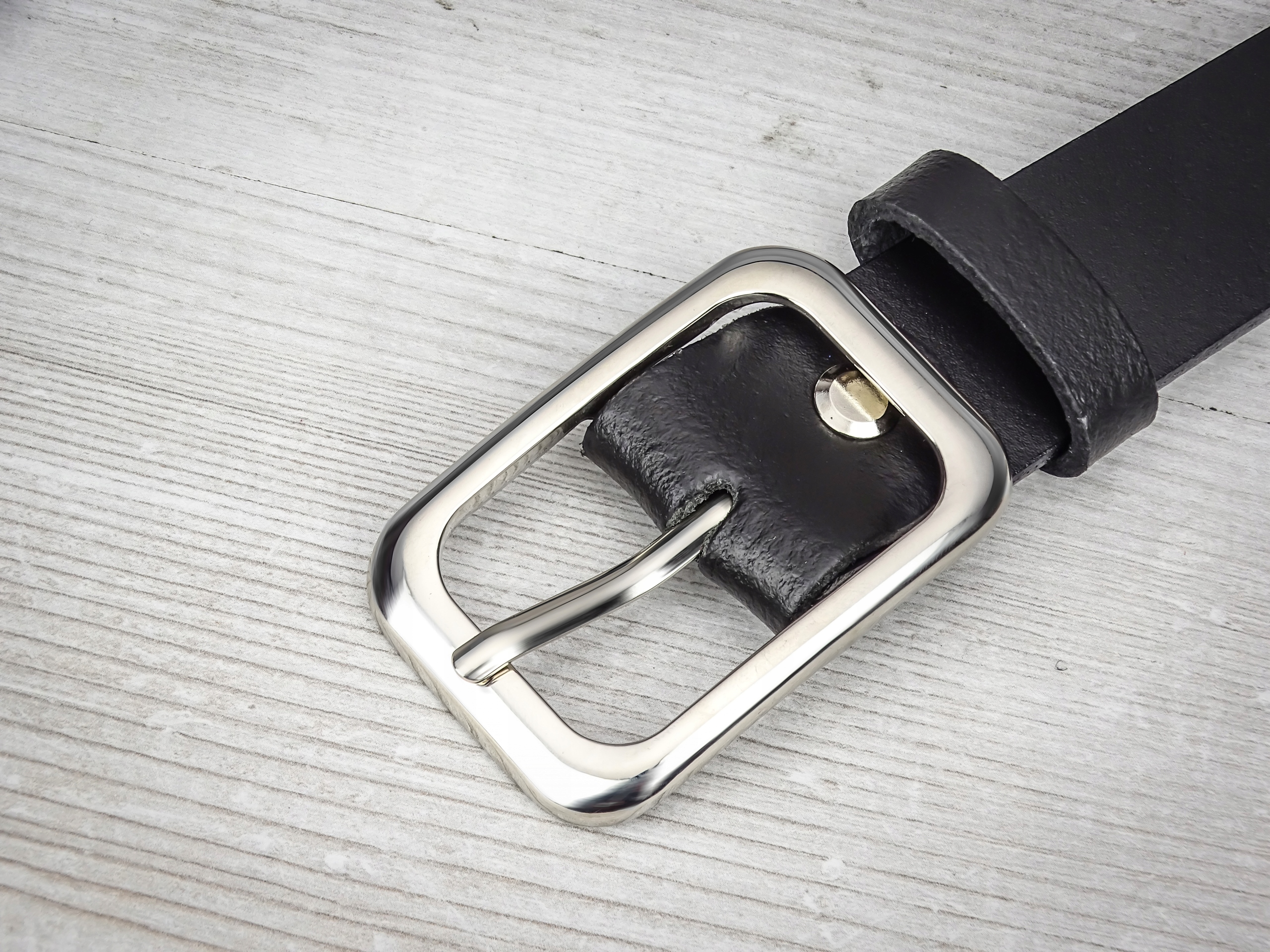 Skórzany Gracio Pasek Damski Klamra Srebrna 150cm Płeć kobieta