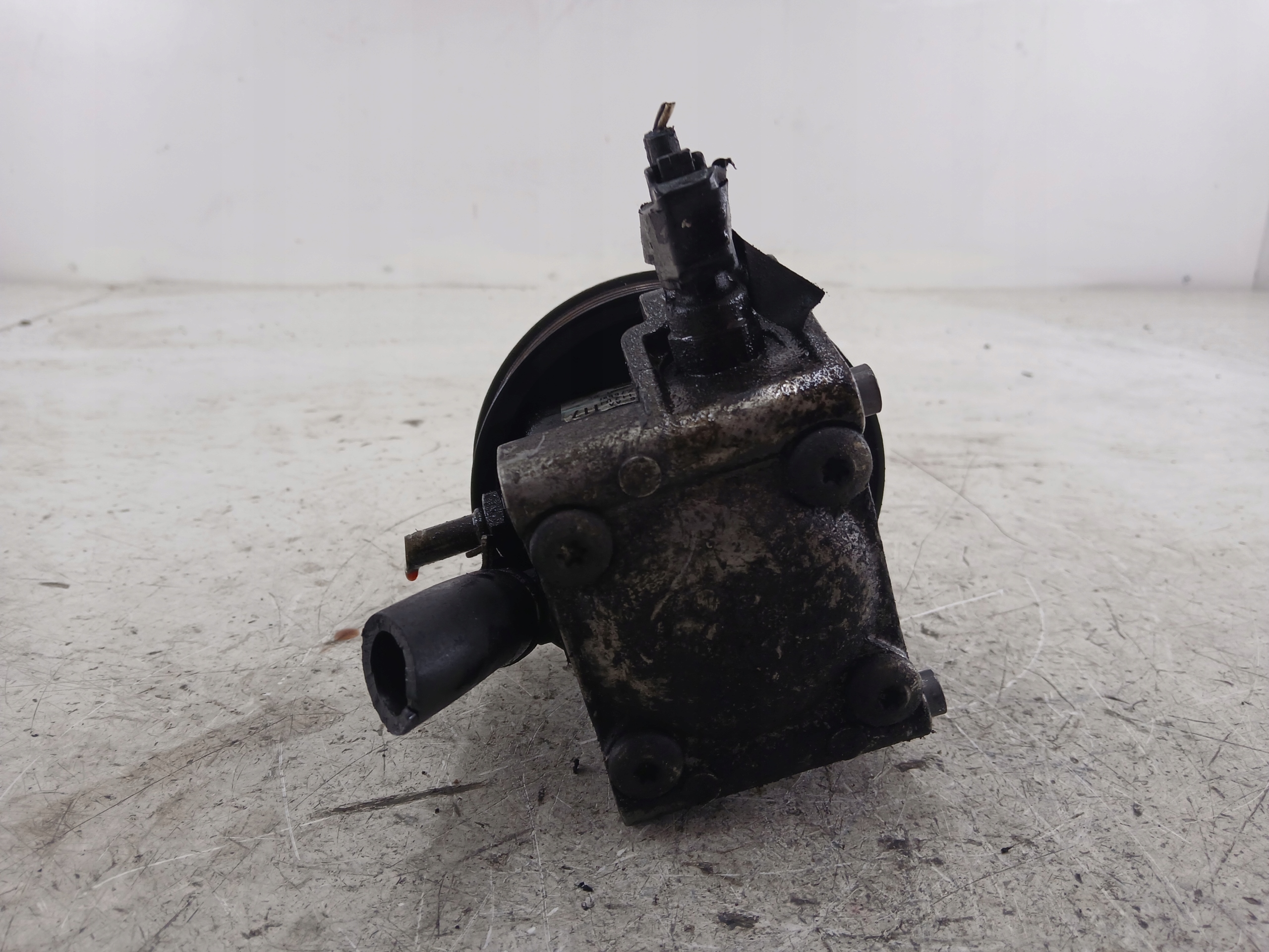 FORD FOCUS MK1 1.6 servo pump 2S413A696AA 76 BAR