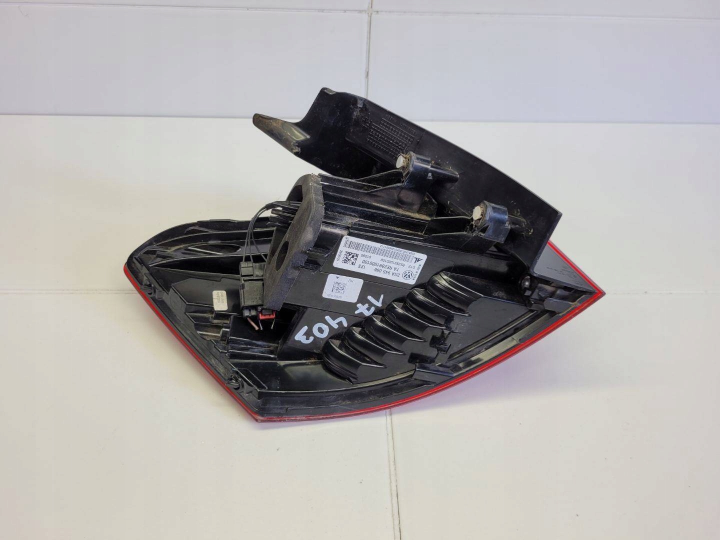 light rear right side Volkswagen T-Roc 2019 2GA945096