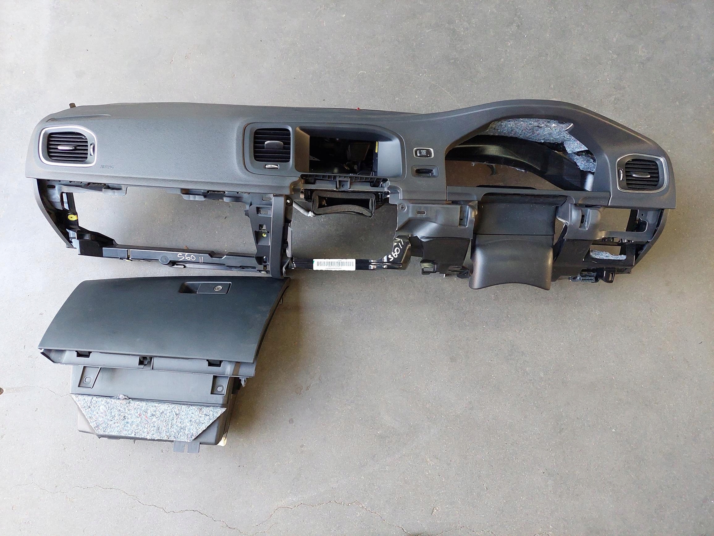 dashboard console DASHBOARD ANGLIK VOLVO S60 II V60