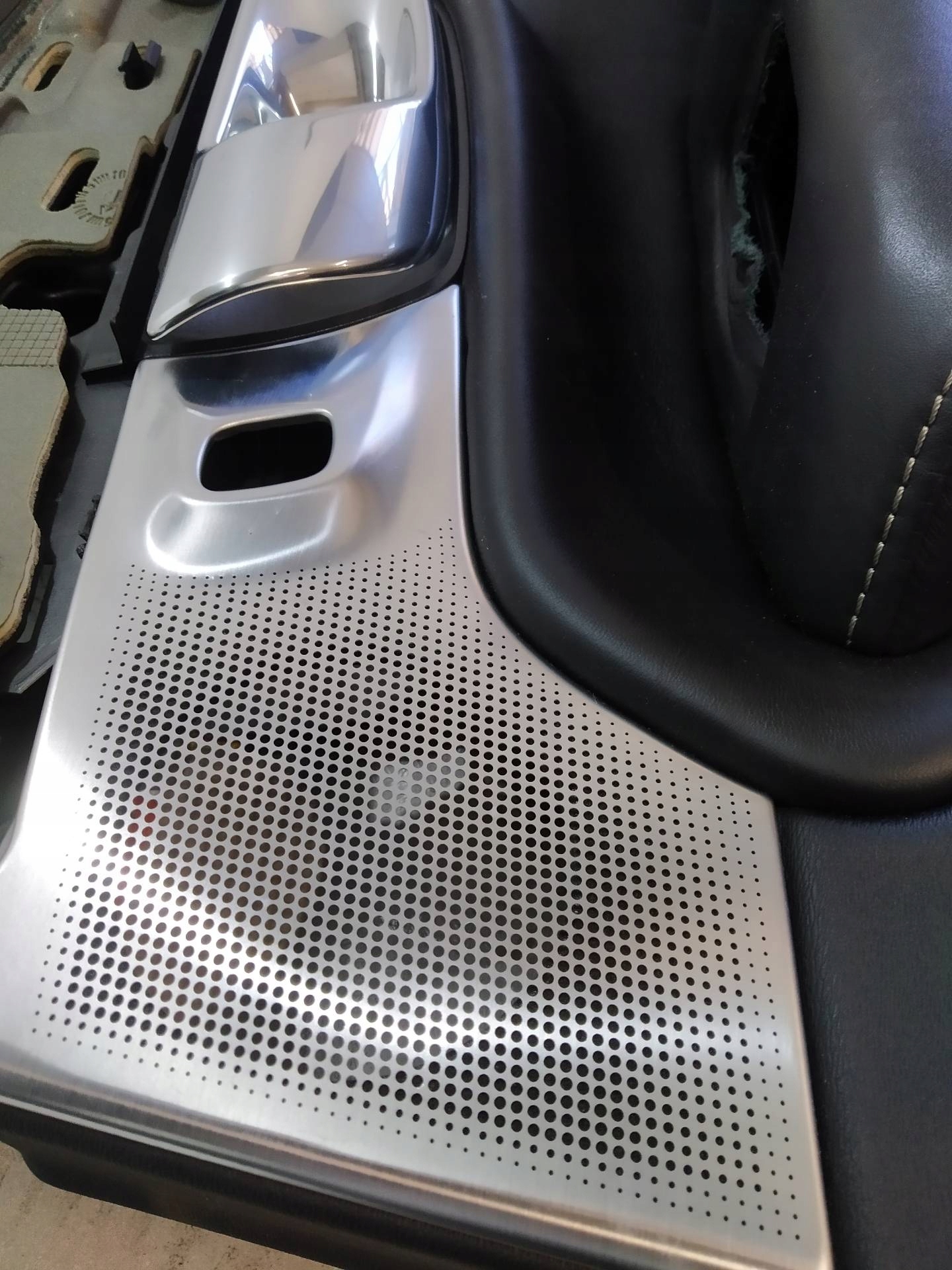 upholstery side right rear part Volvo XC 90 II (2015- )