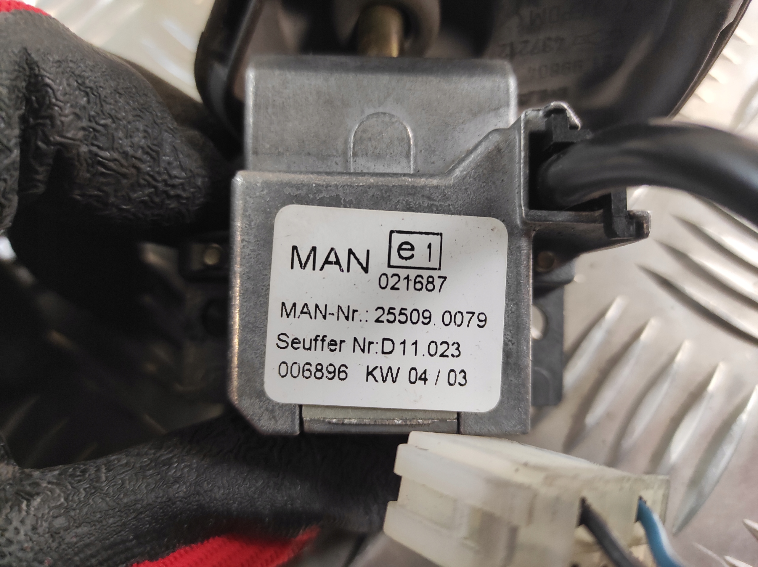MANETKA switch TEMPOMATU MAN 25509.0079 81.99804.1414