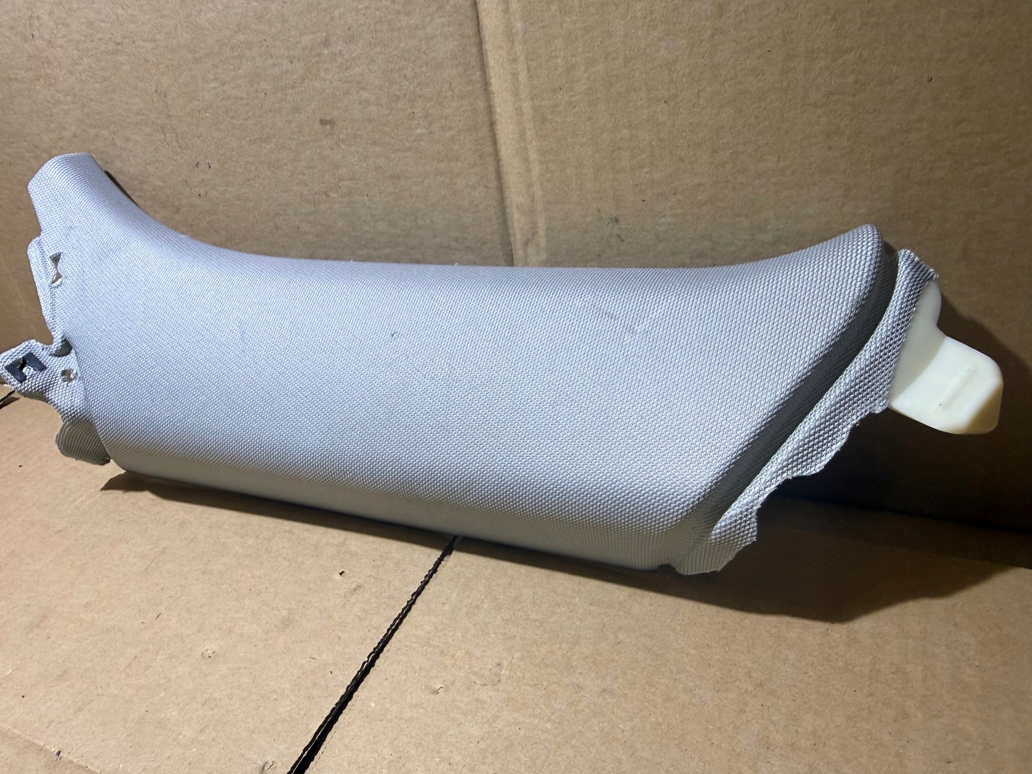 AUDI A6 C8 AVANT side right cover right SLUPKA 4K9867288