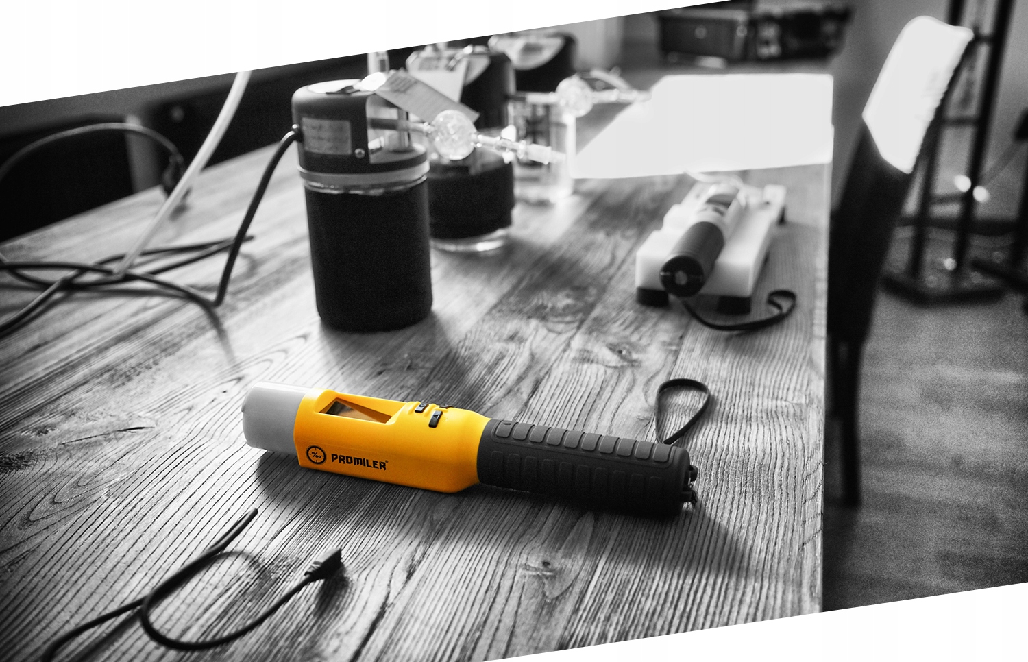 PROMILER iBlow PROFESJONALNY ALKOMAT PRZESIEWOWY + ETUI + KALIBRACJE +KUBEK Rodzaj elektrochemiczny