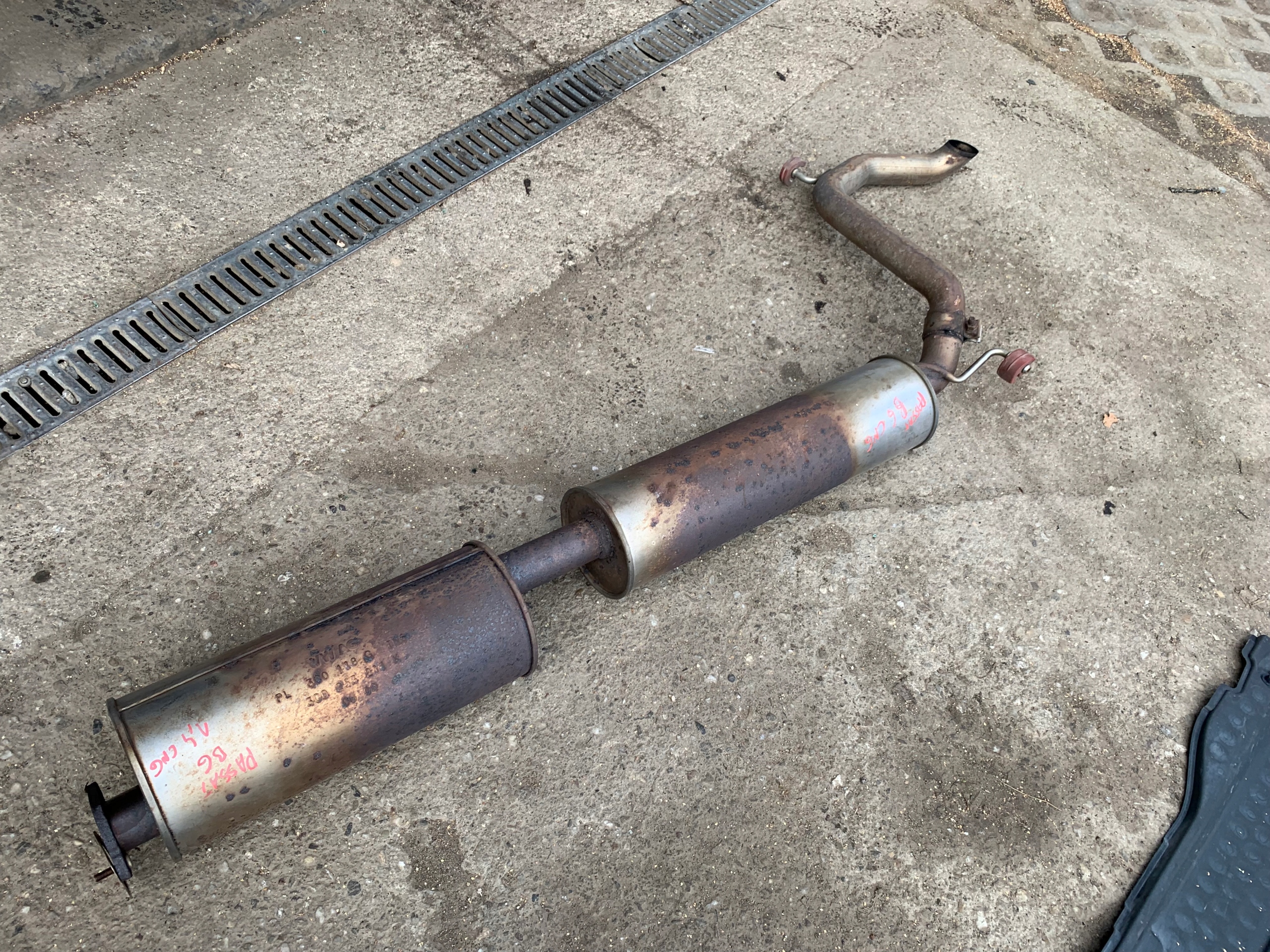 VW PASSAT B6 1,4 TSI muffler, exhaust 3C0253211K CNG
