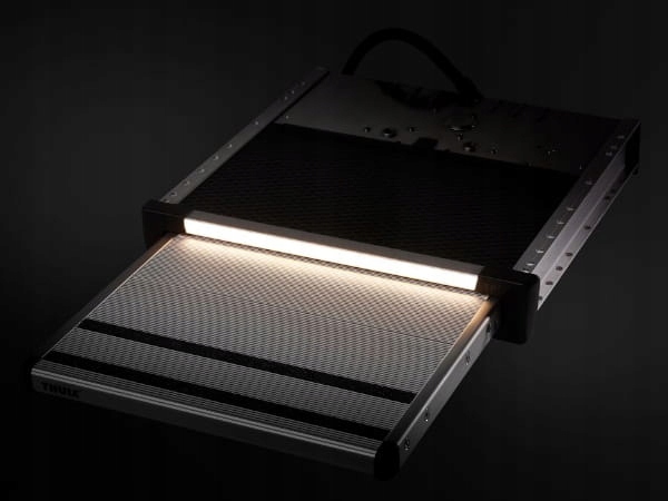 89380 - Светодиодное освещение ступени ступени Thule Slide Out