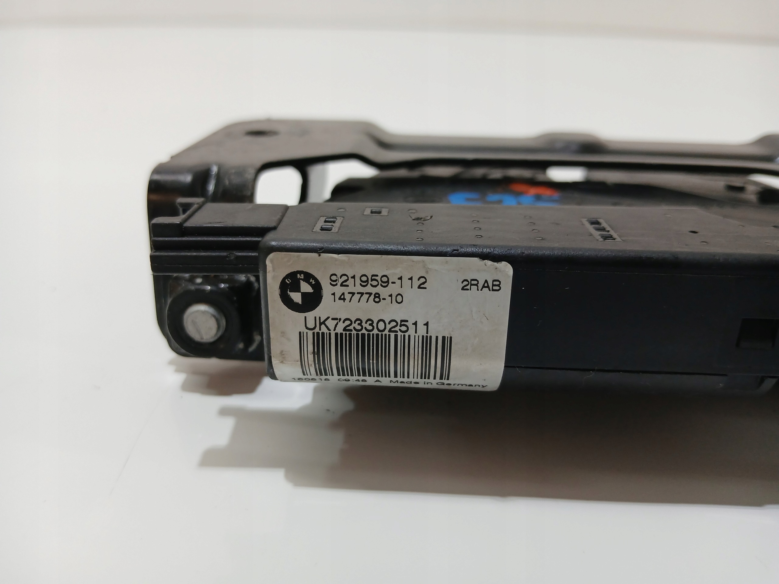 lock bonnet boot BMW X3 F25 OE 7233025