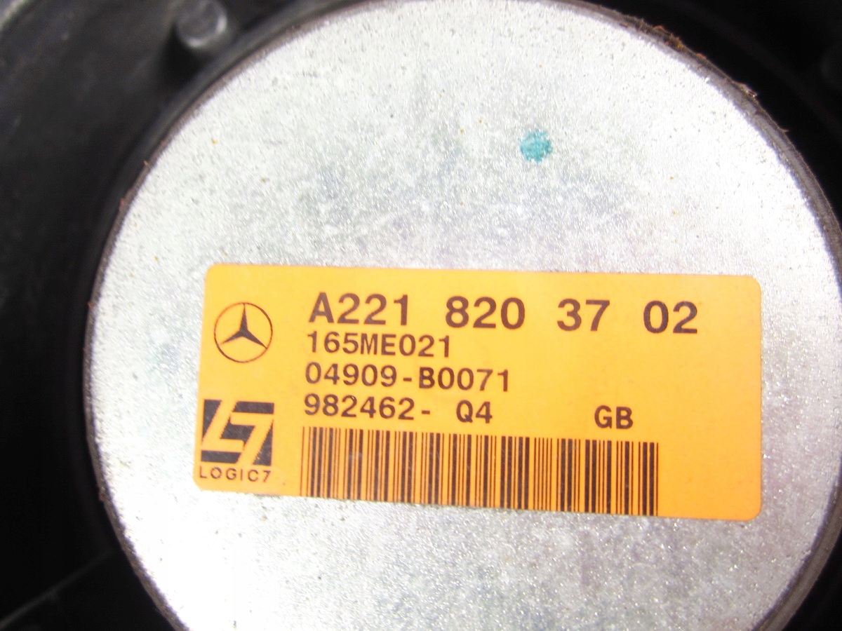 hangszóró ajtó hátsó far Mercedes W221 Logic7