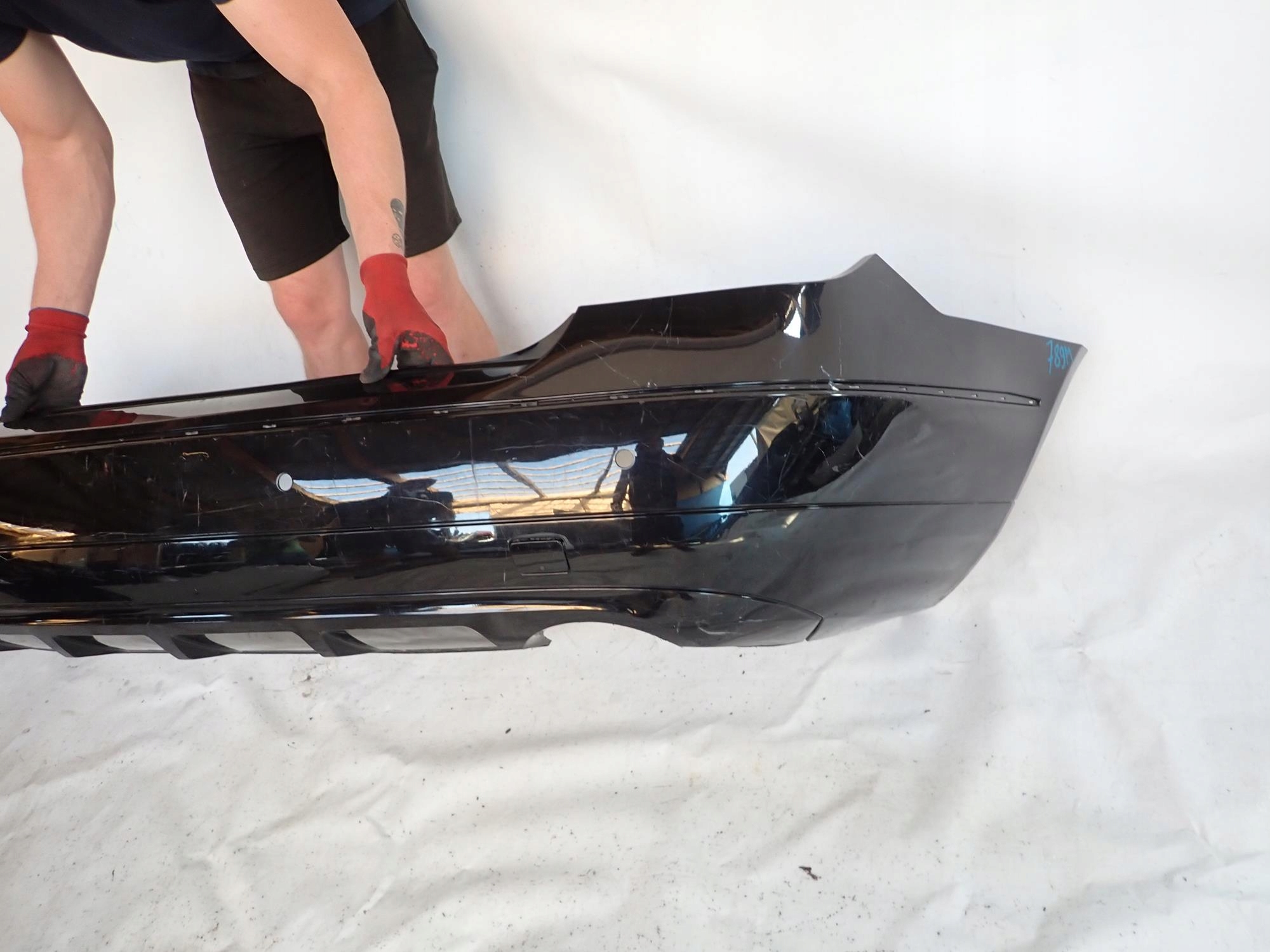 MERCEDES E-KLASA C207 A207 COUPE 09-13 bumper rear part rear PDC