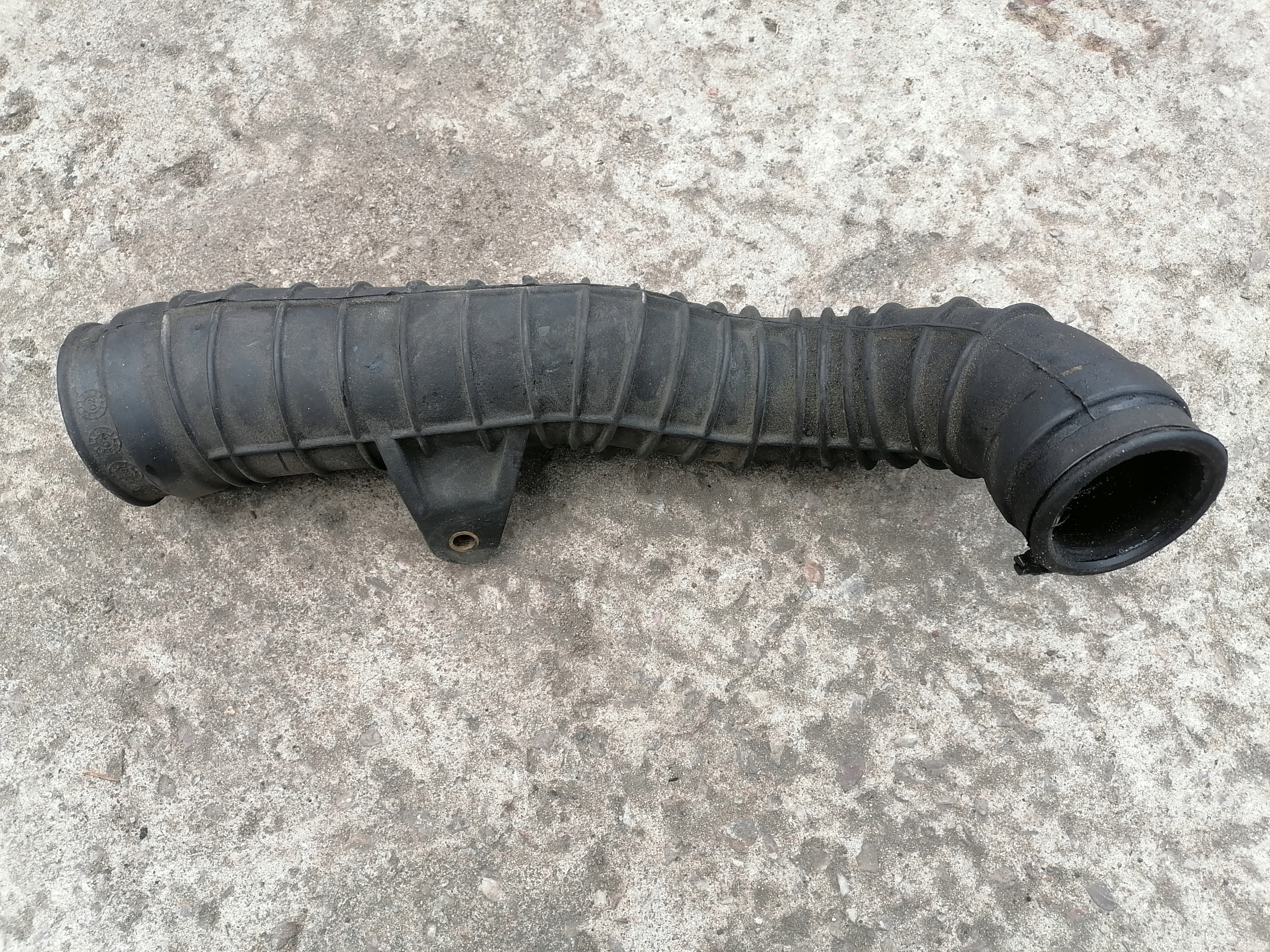 hadice intercoolera trouba VITO 2.2 CDI A6380941382